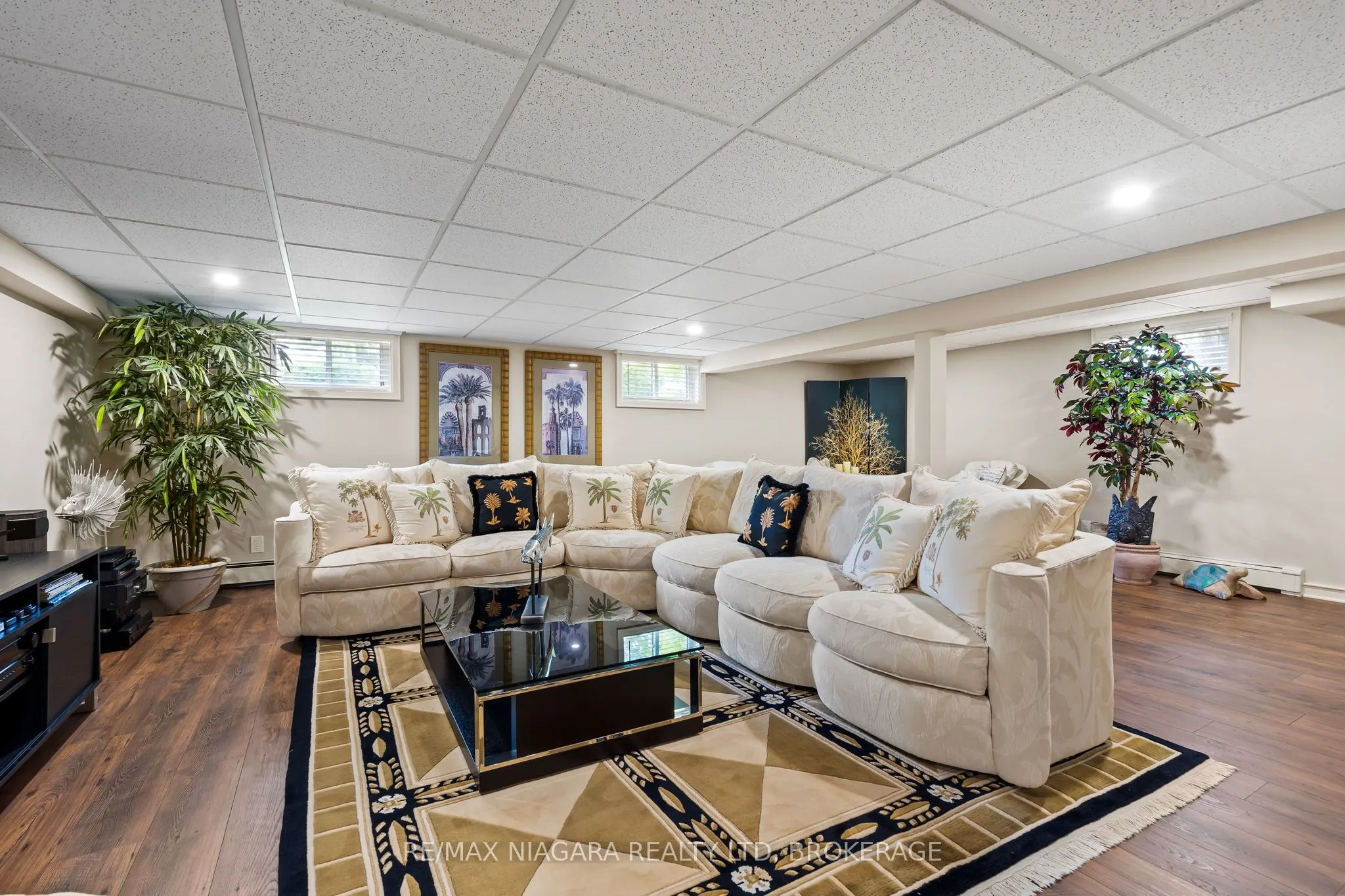 181 Lakeshore Road