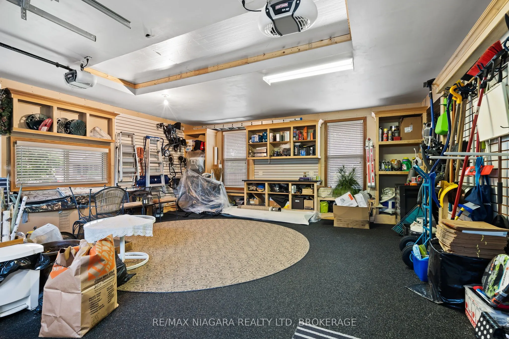 181 Lakeshore Road