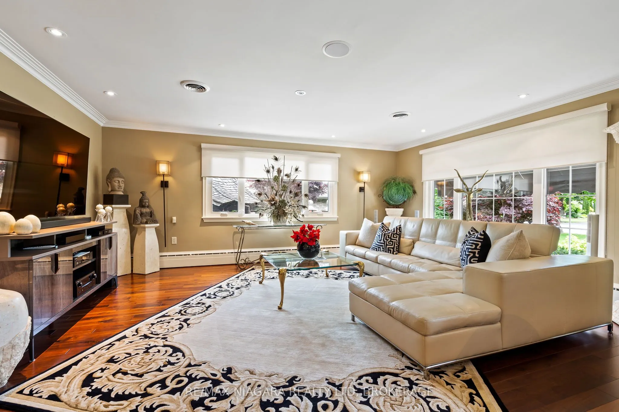 181 Lakeshore Road