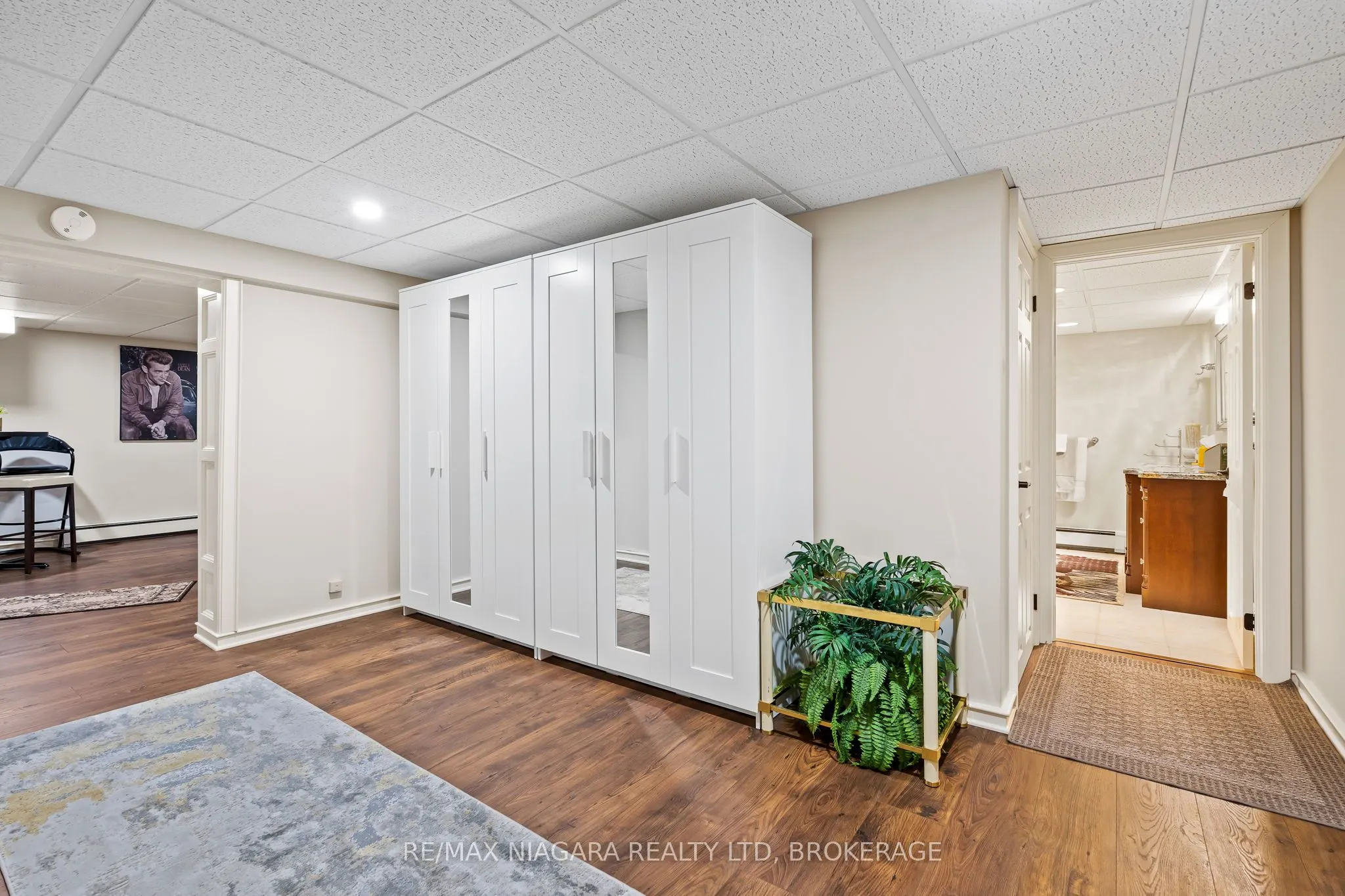 181 Lakeshore Road