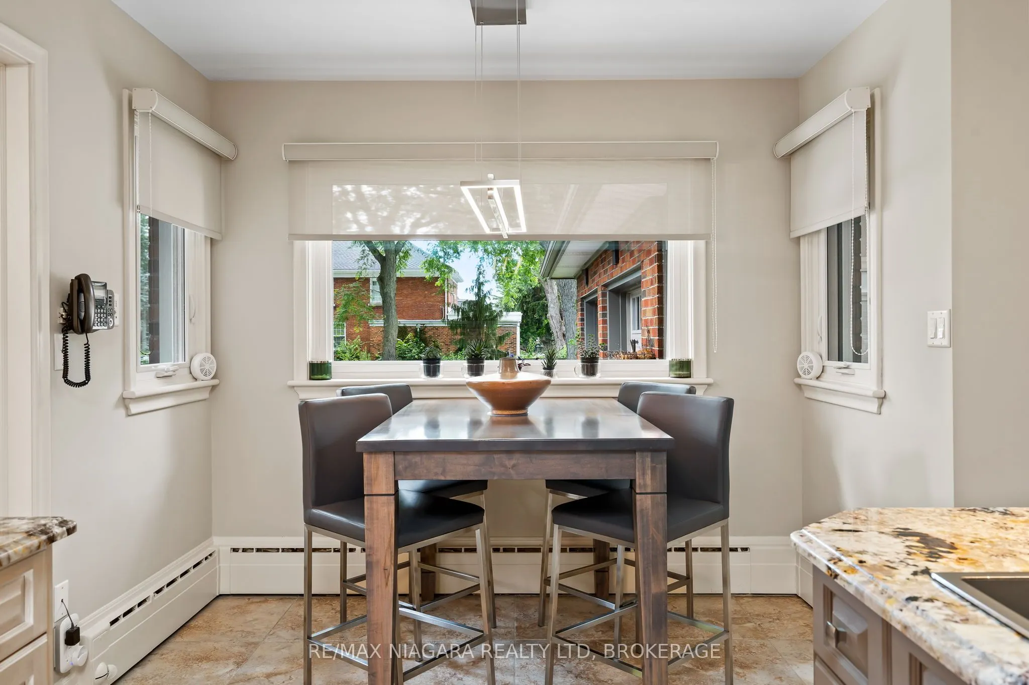 181 Lakeshore Road