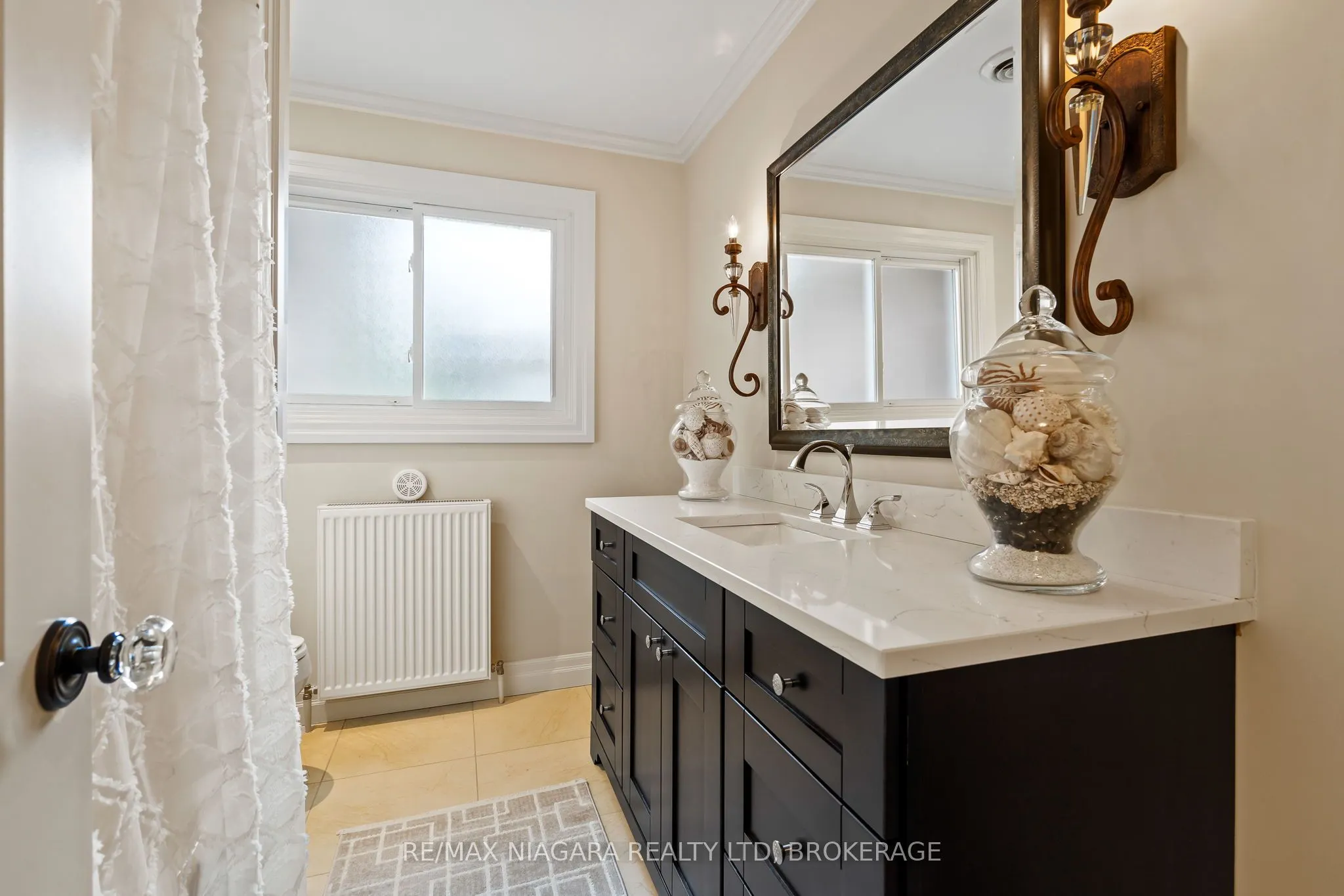 181 Lakeshore Road