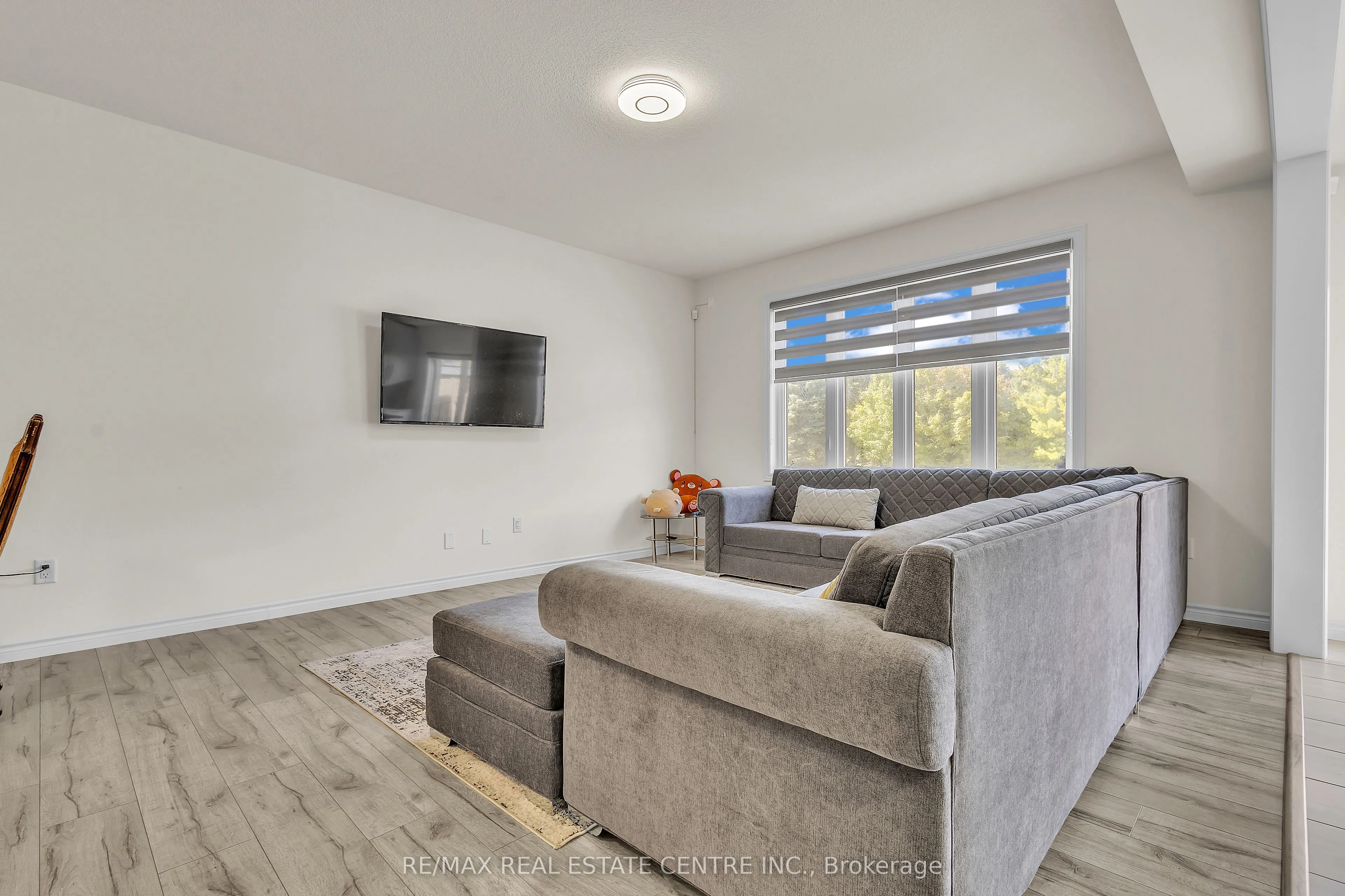 42 Henry Maracle Street