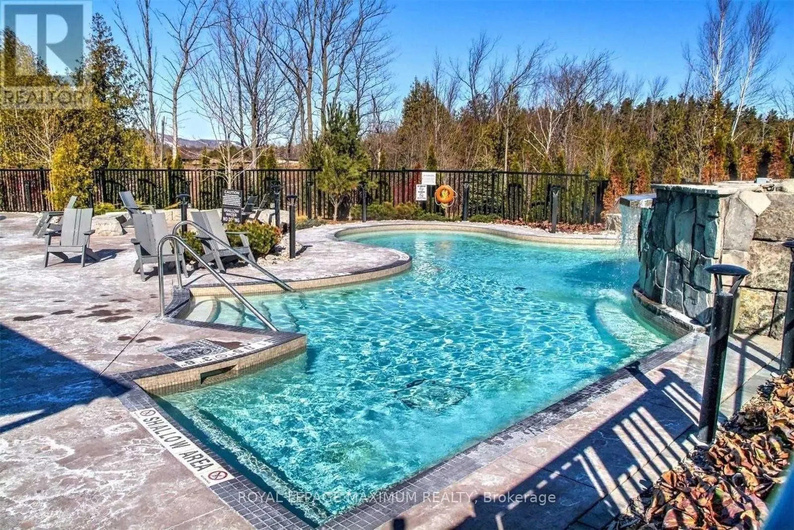 10 Beausoleil Lane, #204