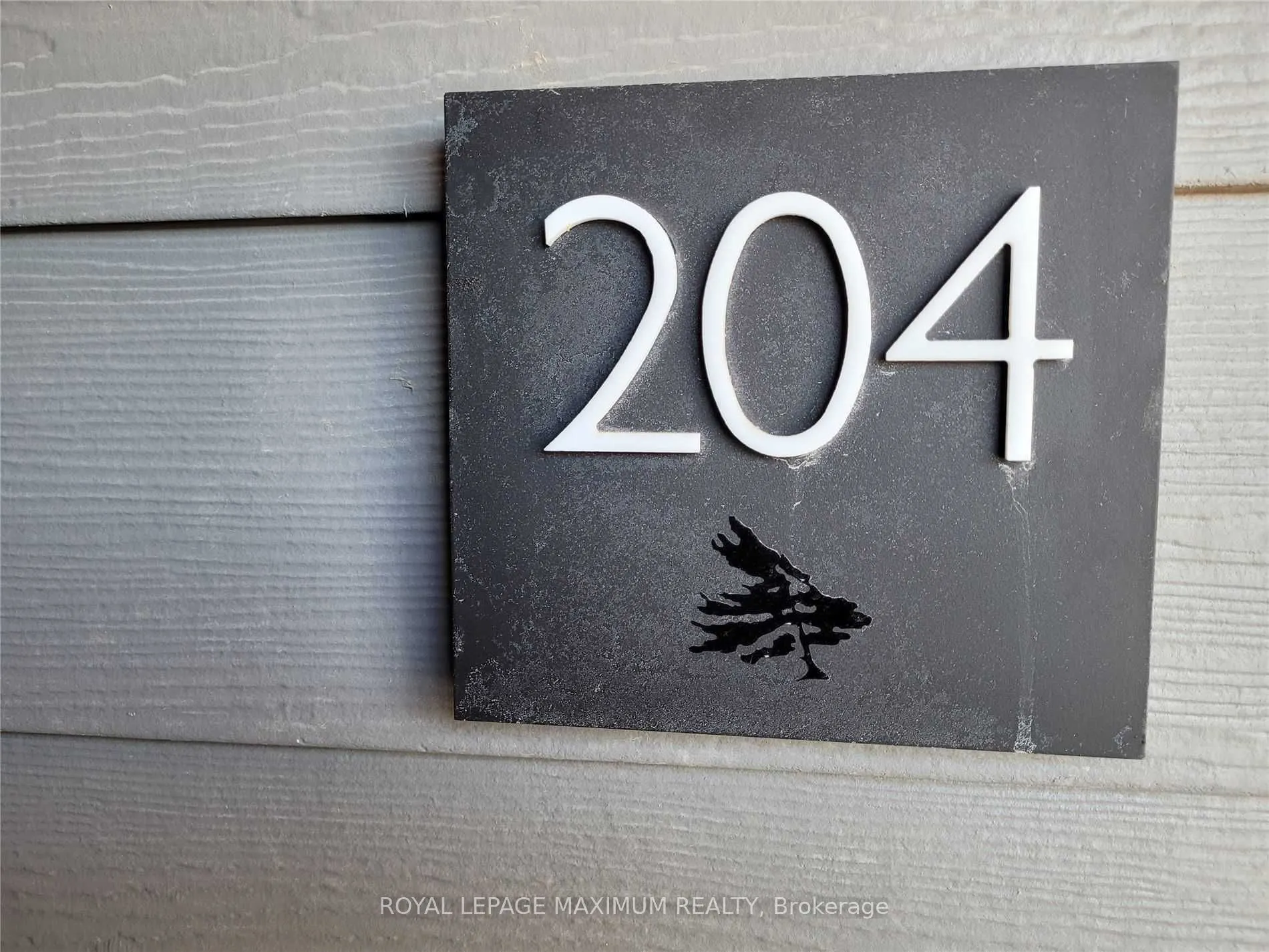 10 Beausoleil Lane, #204