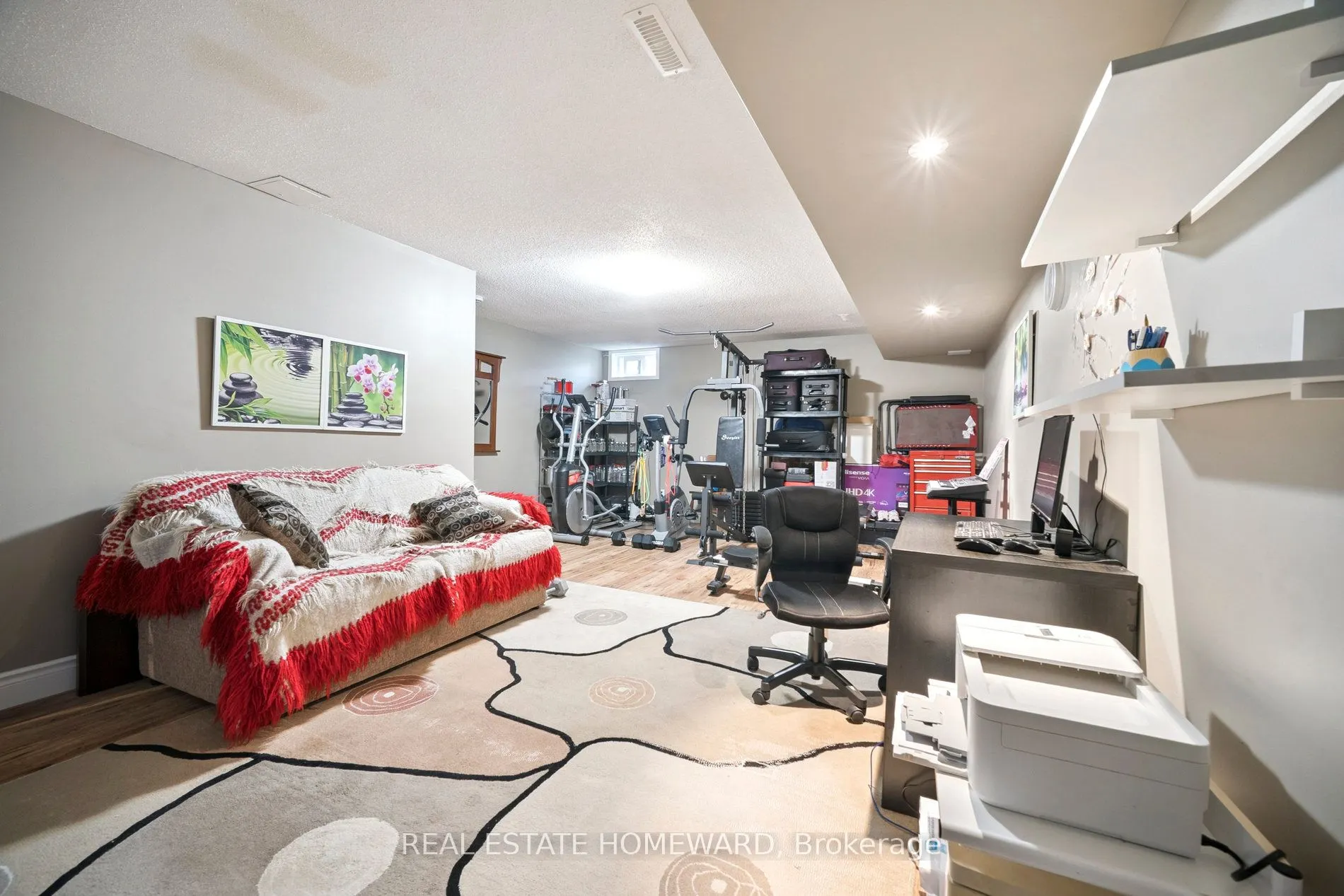 12-1093 Nellis Street, #12