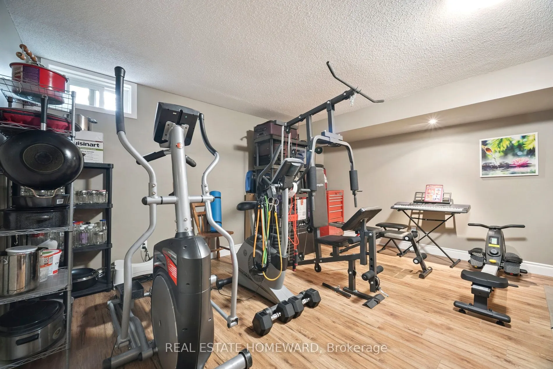 12-1093 Nellis Street, #12