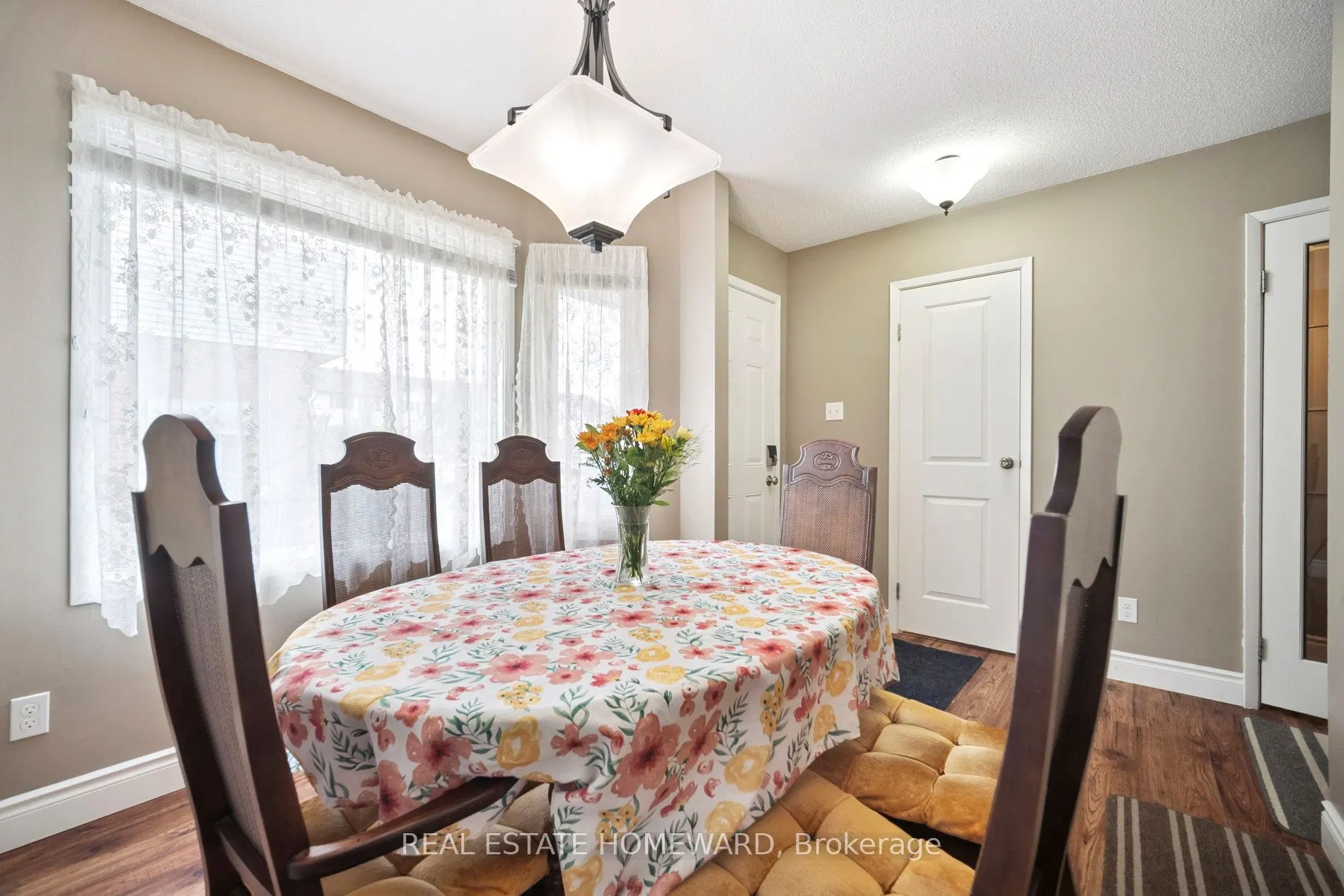 12-1093 Nellis Street, #12