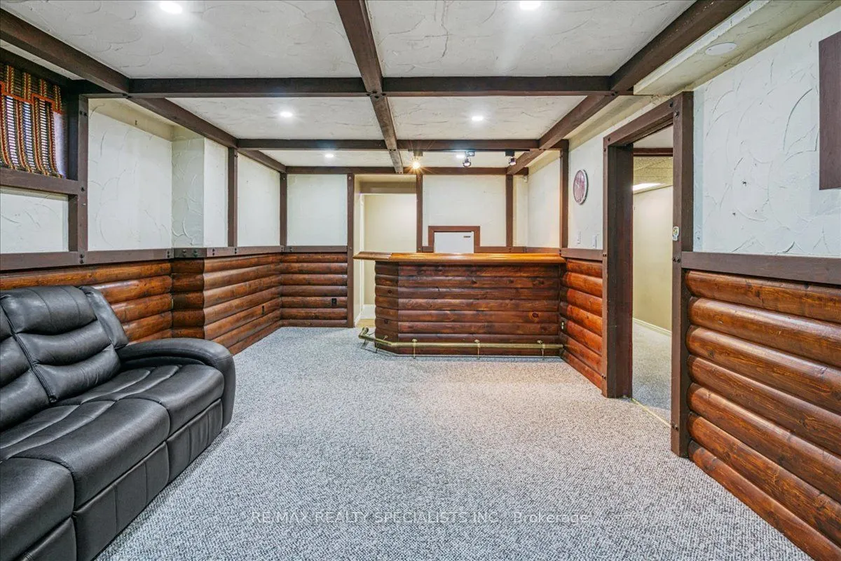 1426 Kingslea Court