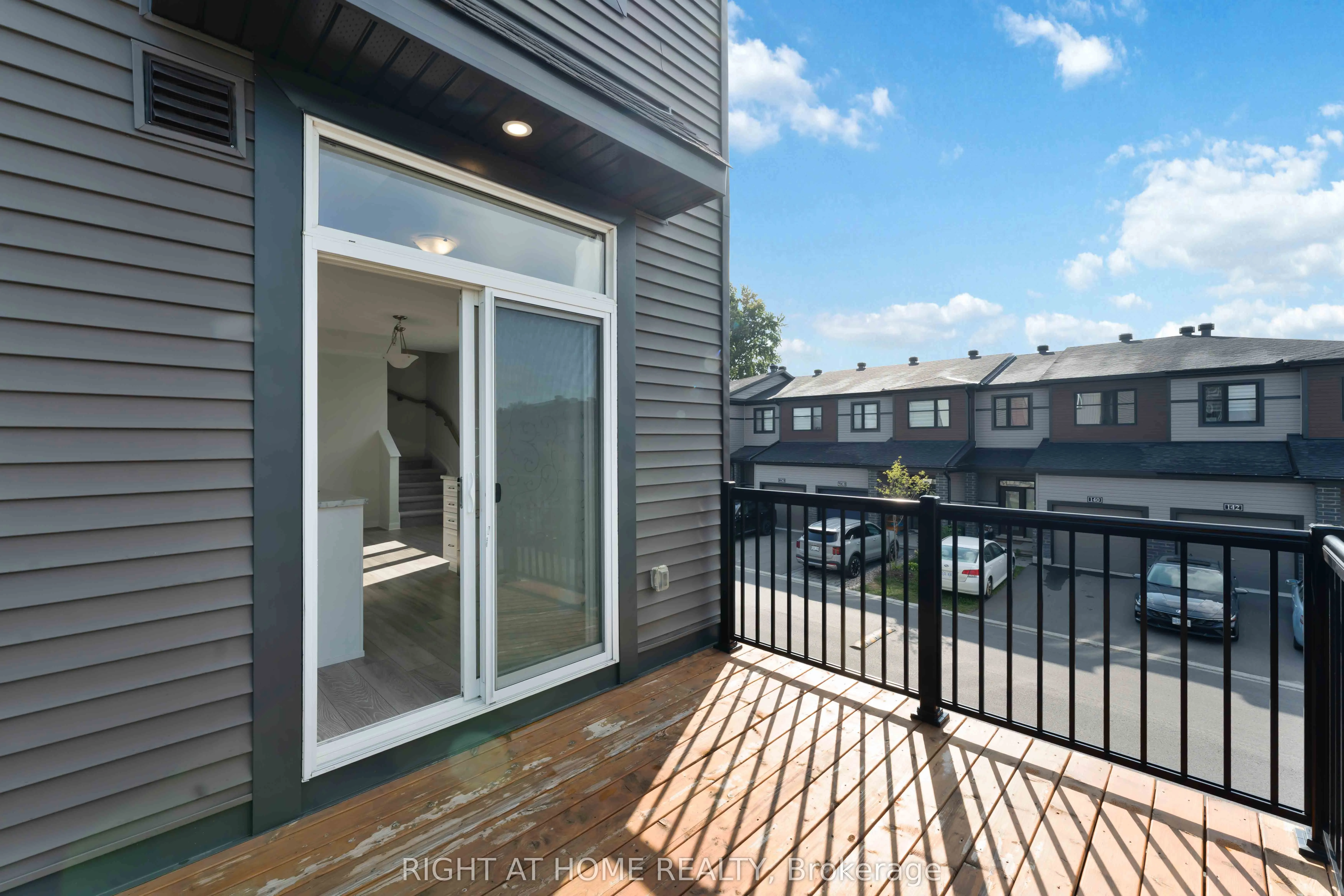 214 Attwell Private