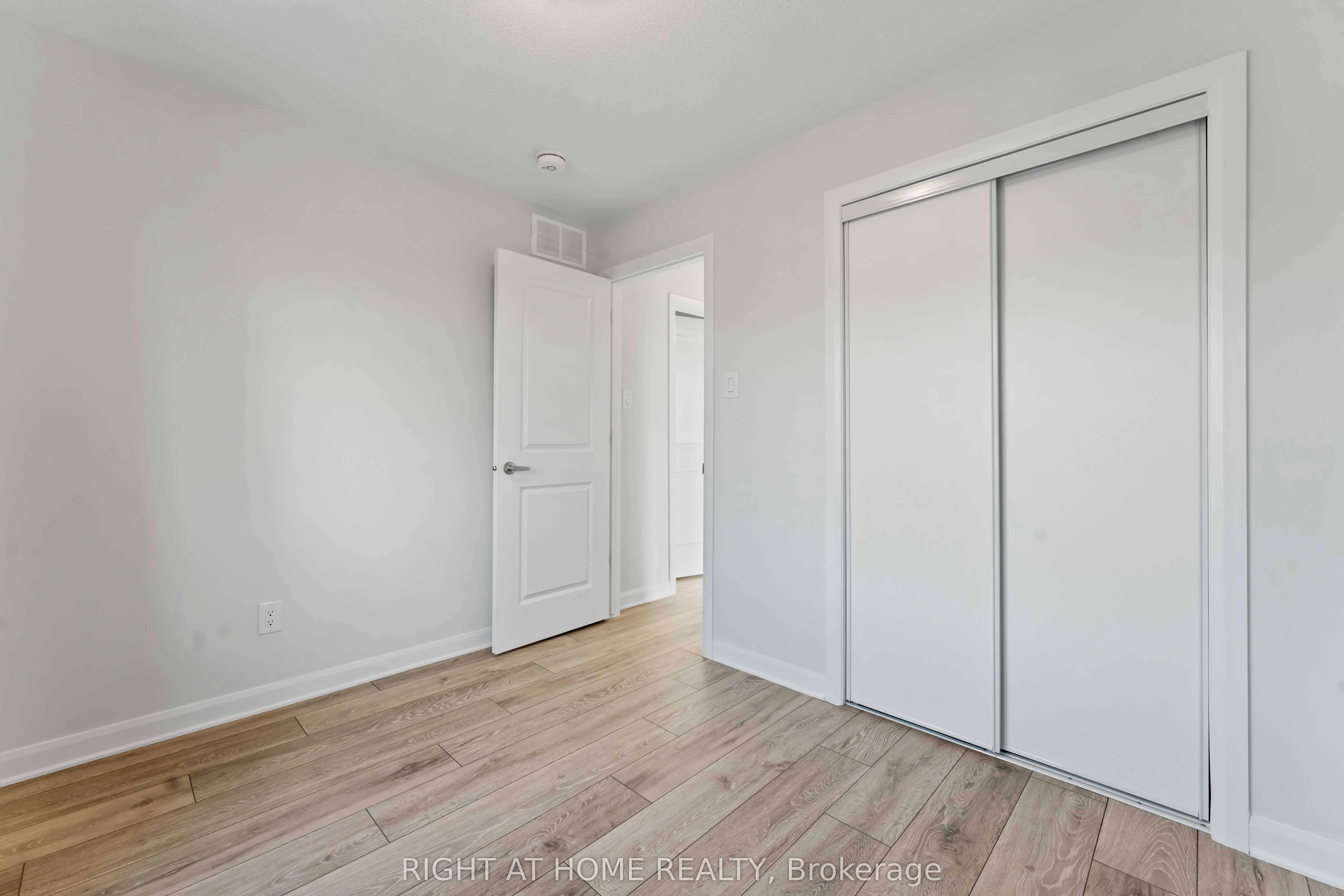 214 Attwell Private