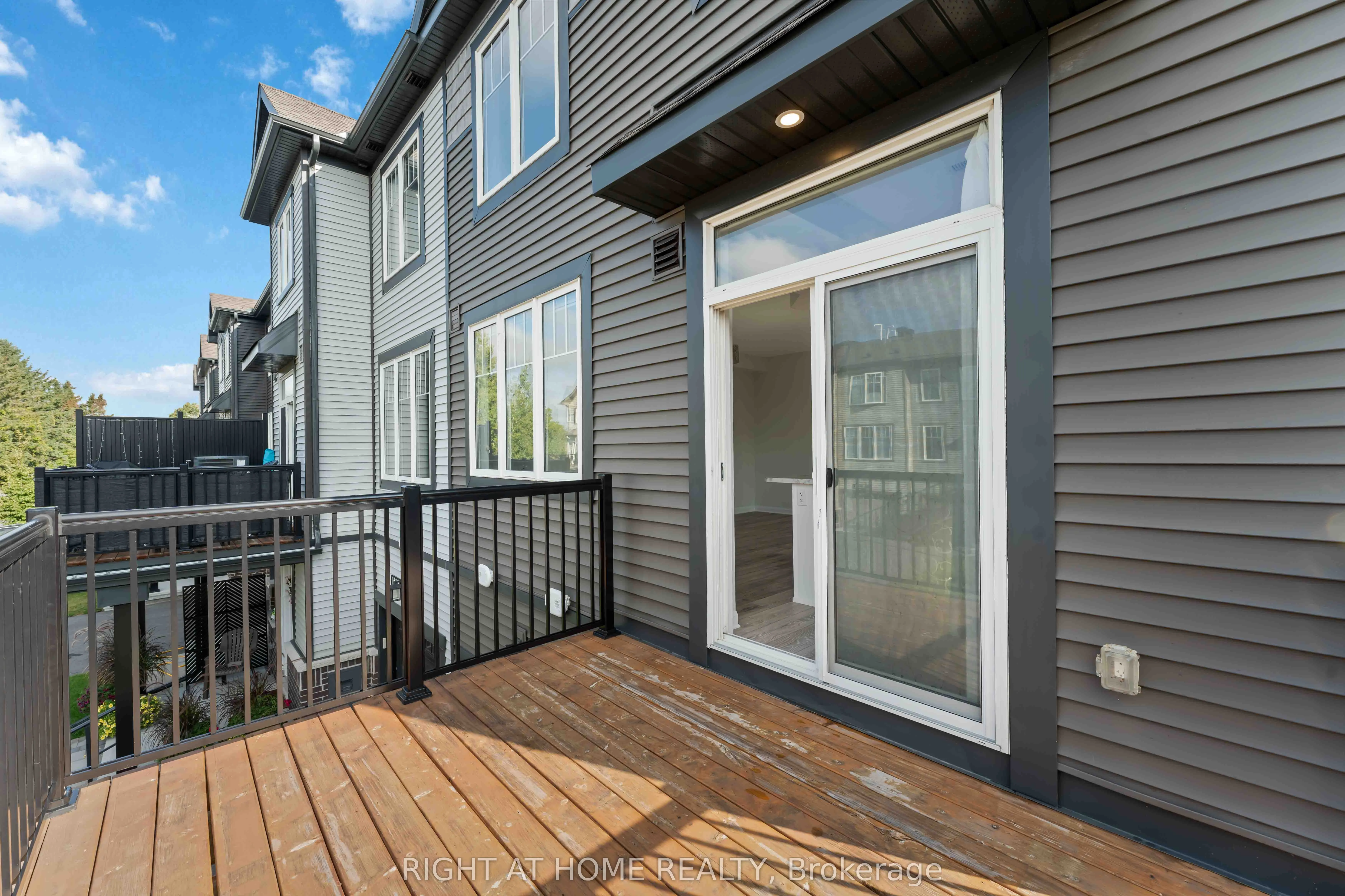 214 Attwell Private
