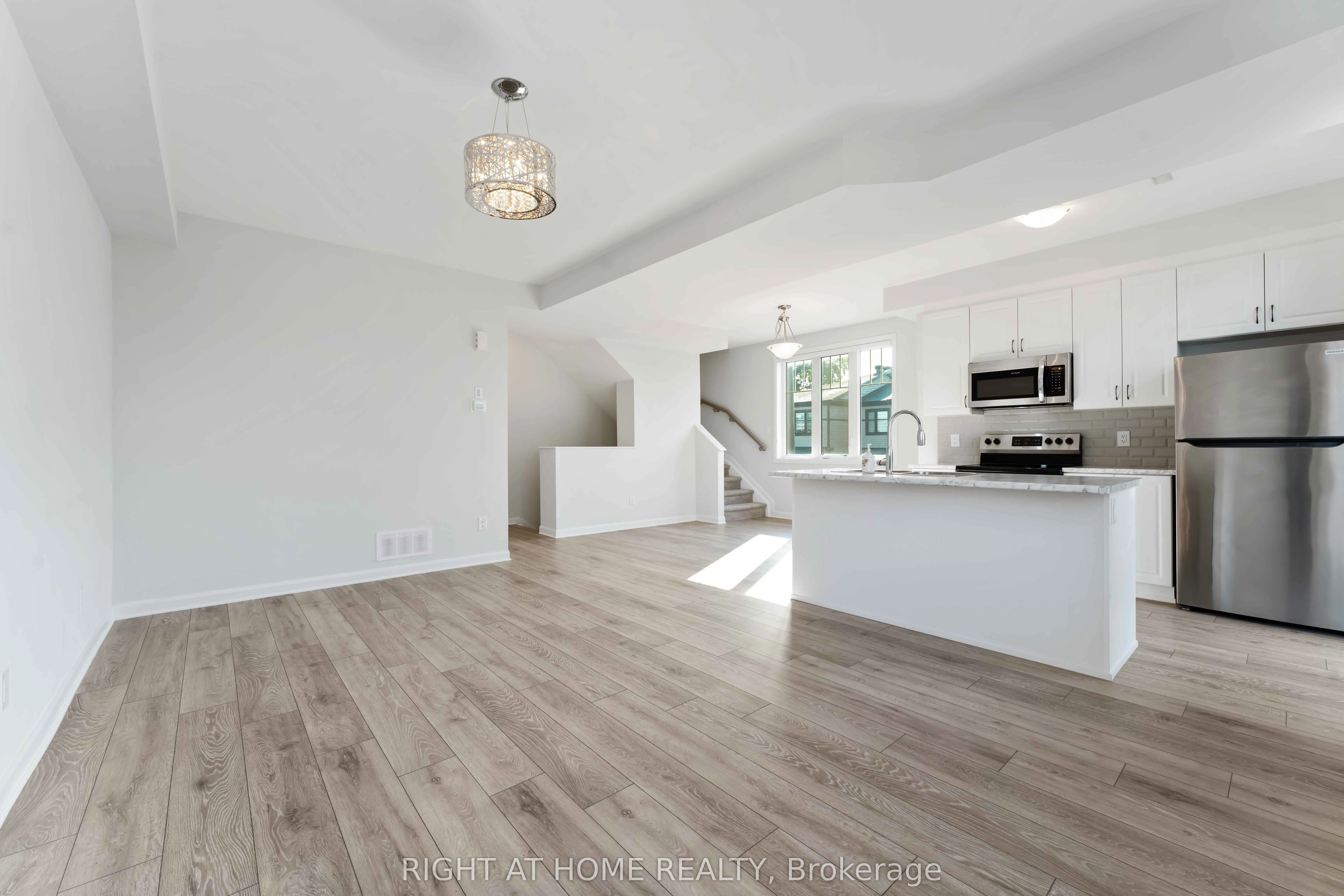 214 Attwell Private