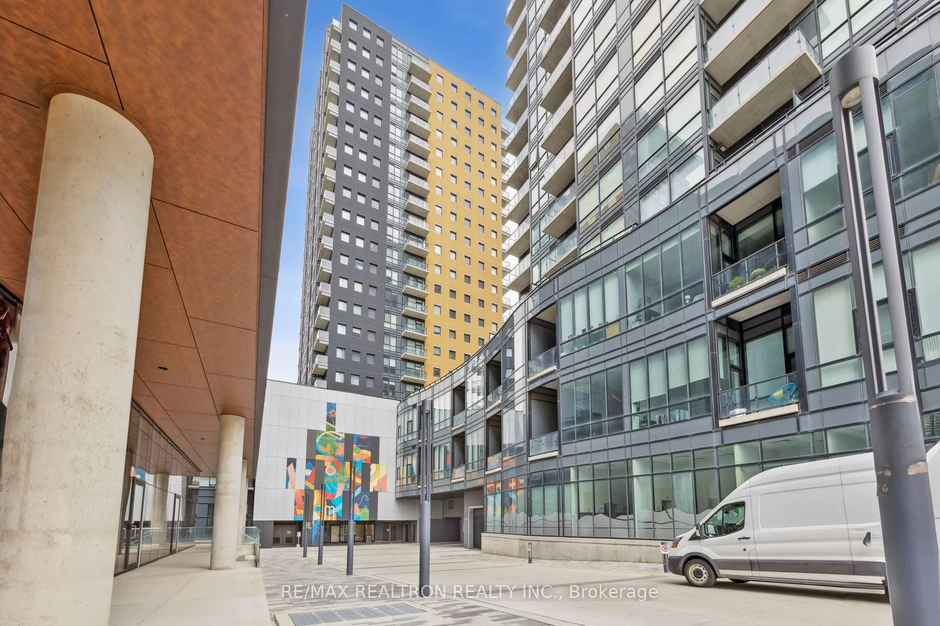 104 Garment Street, #1310