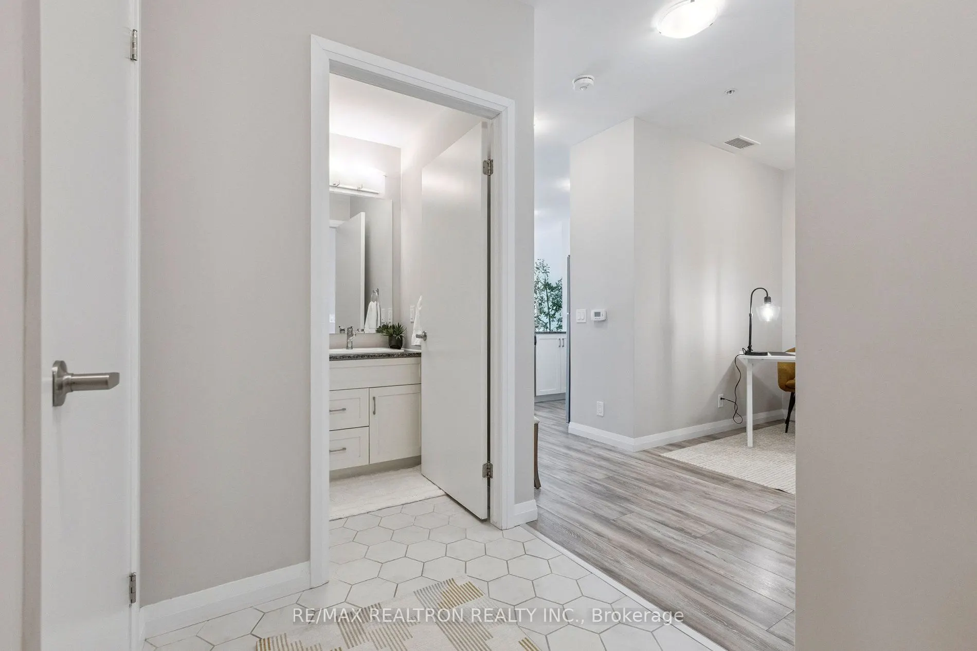 104 Garment Street, #1310