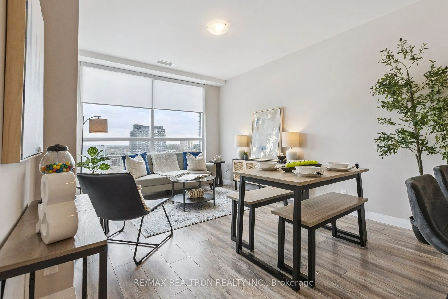 104 Garment Street, #1310