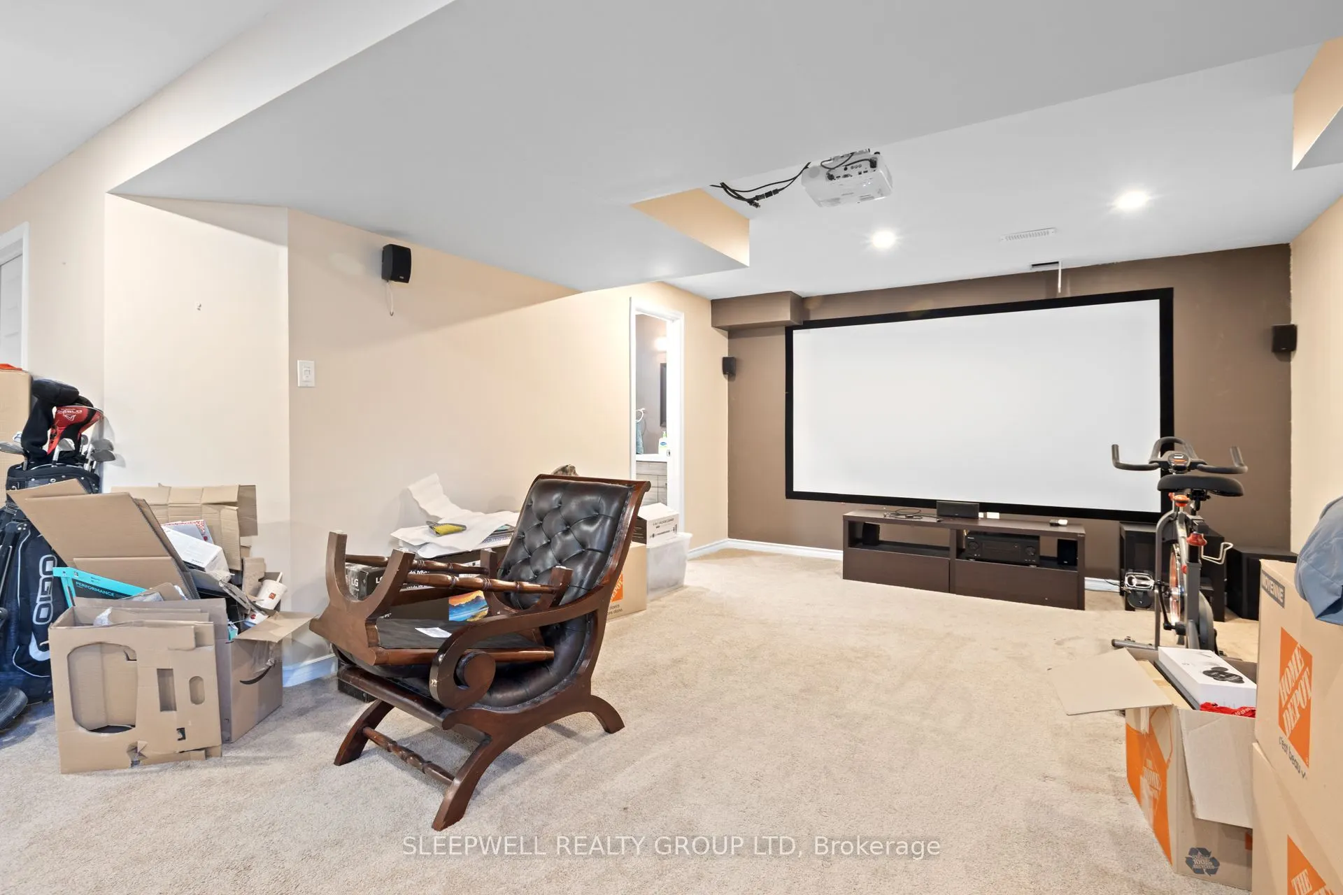 676 Eagle Crest Heights