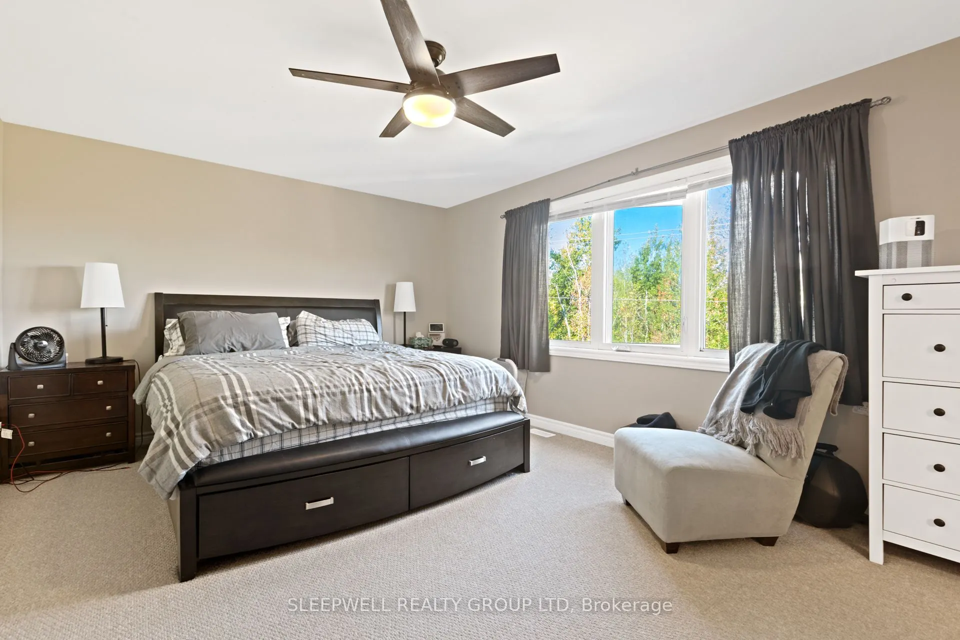 676 Eagle Crest Heights