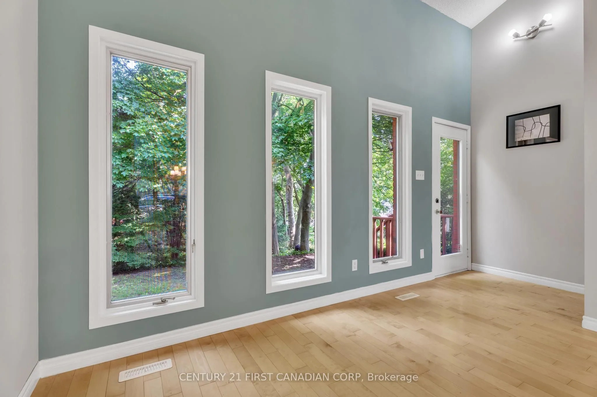 285 Riverside Drive