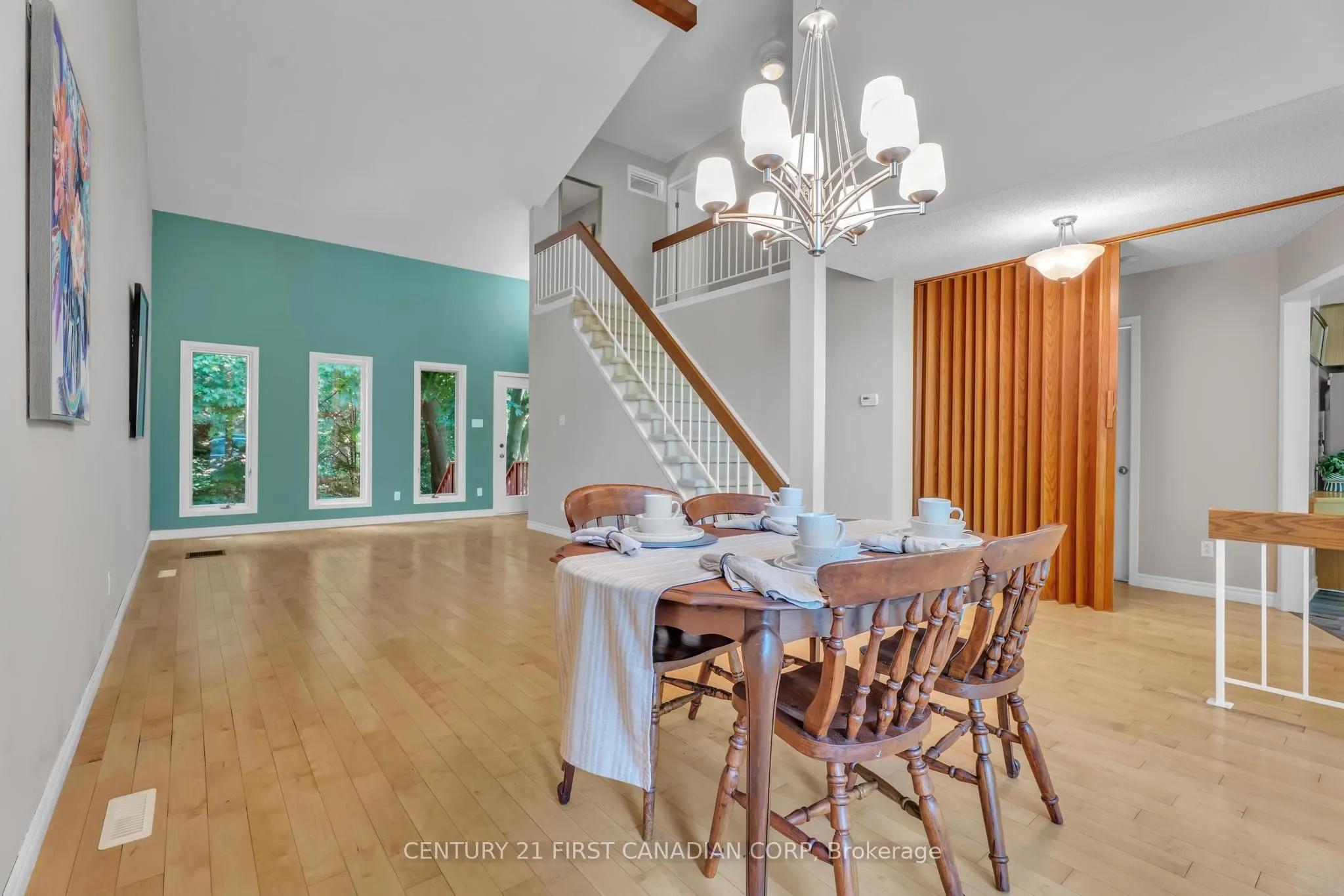 285 Riverside Drive