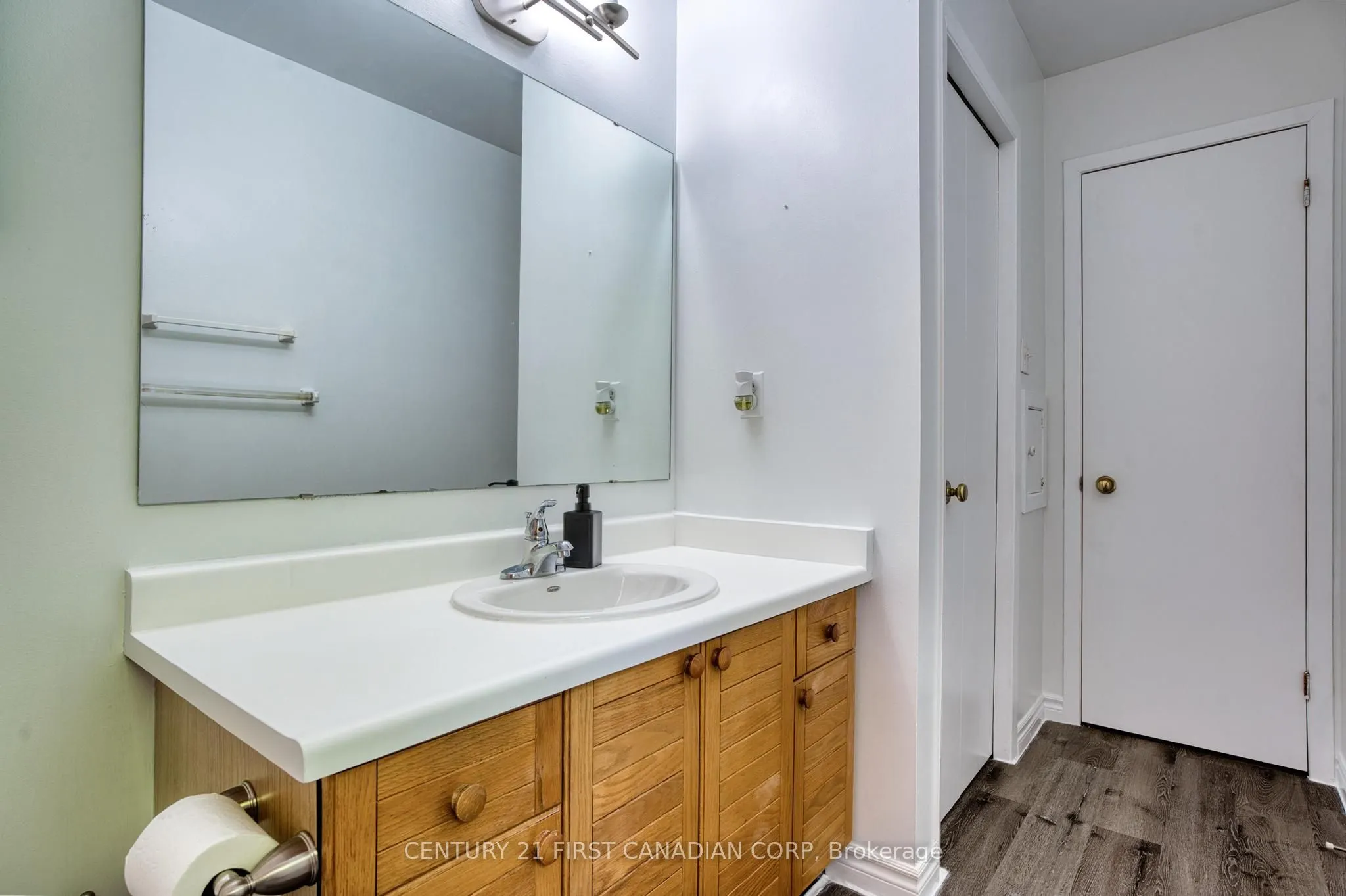 285 Riverside Drive