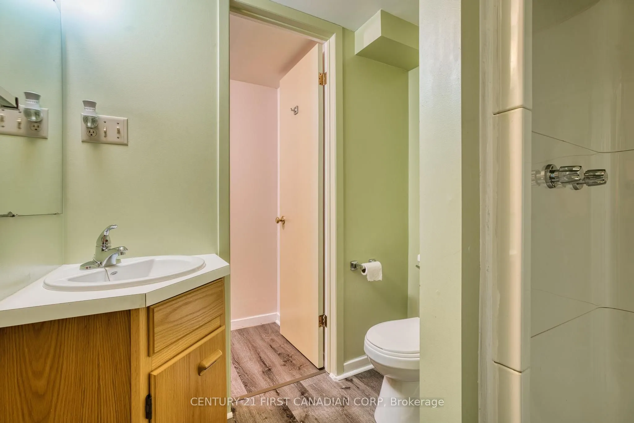 285 Riverside Drive