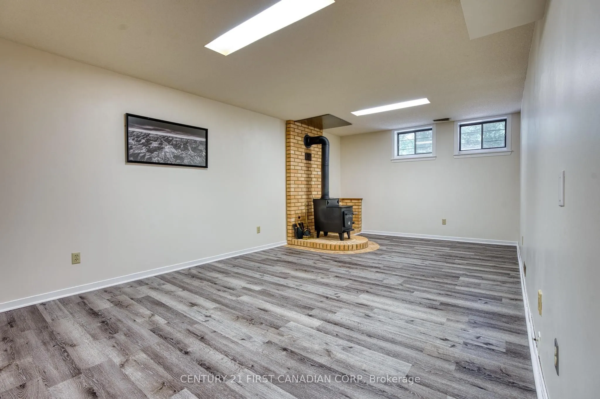 285 Riverside Drive