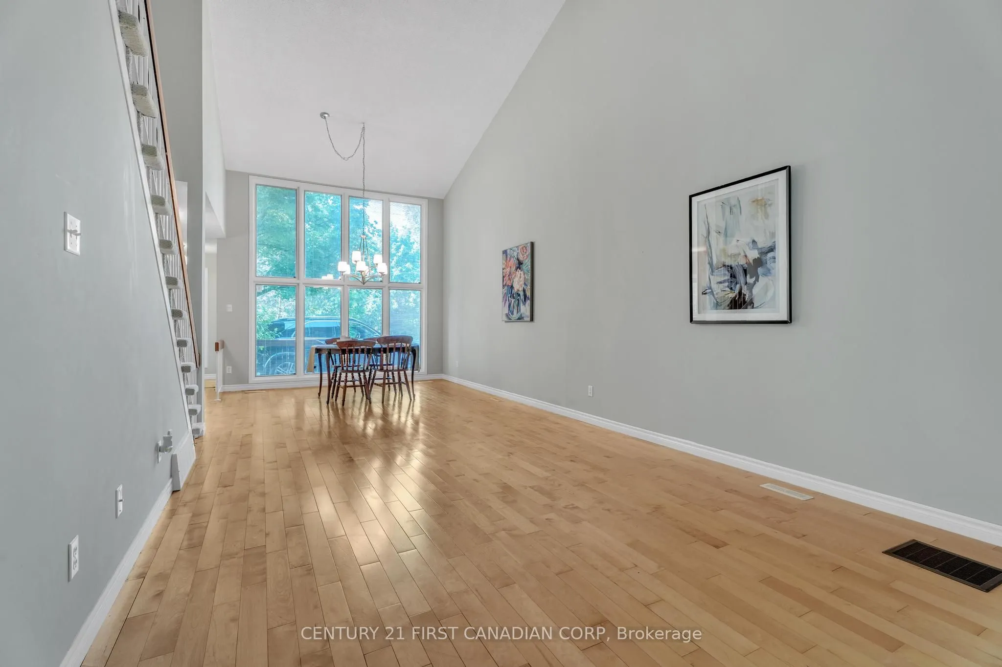 285 Riverside Drive