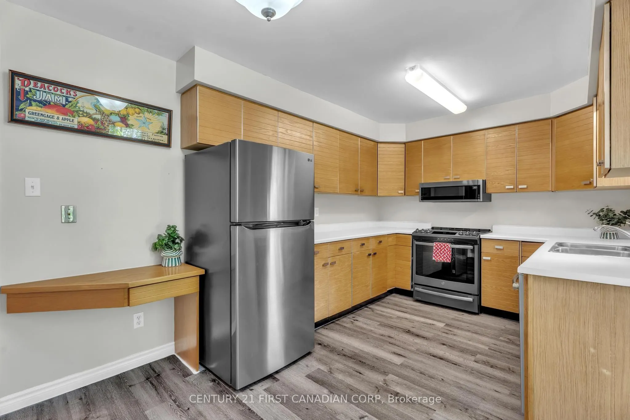285 Riverside Drive