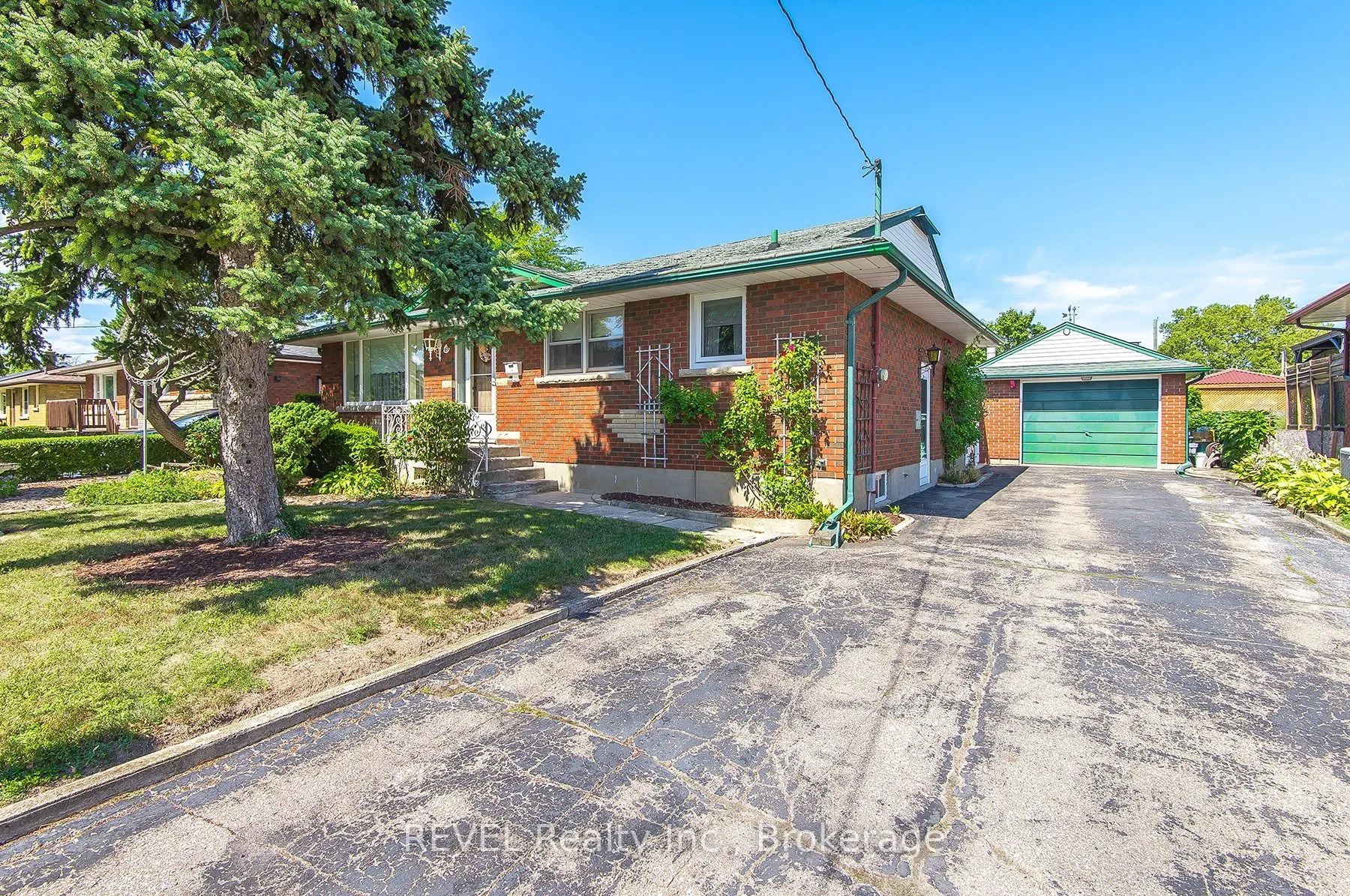 9 Hawthorne Avenue