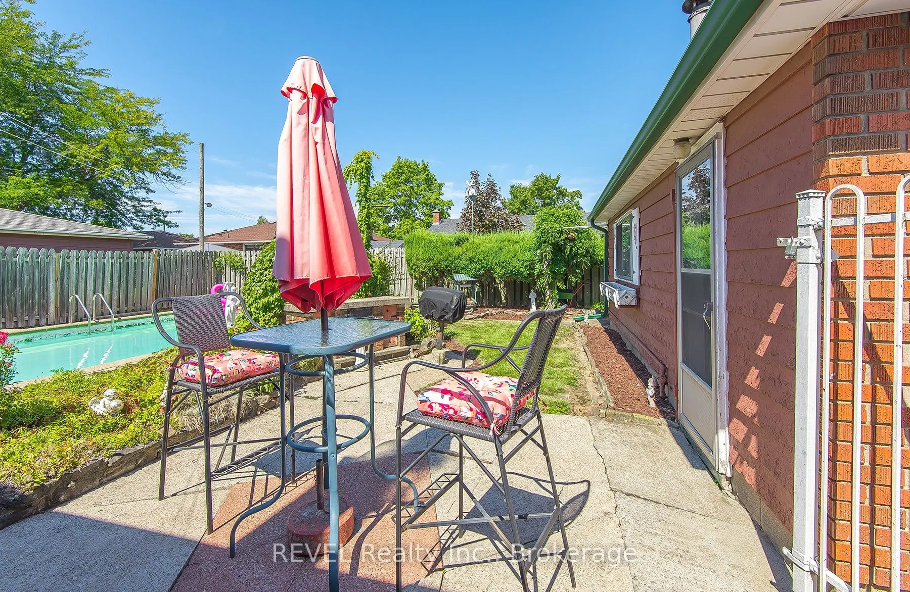 9 Hawthorne Avenue
