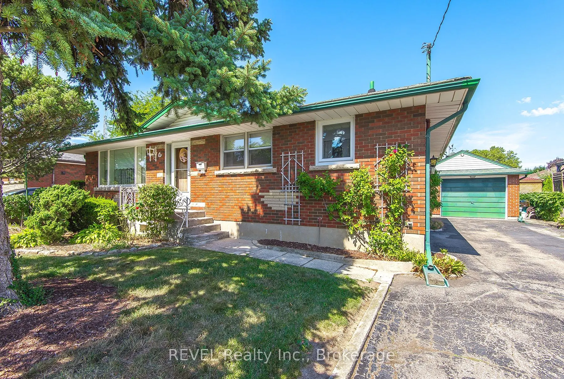 9 Hawthorne Avenue