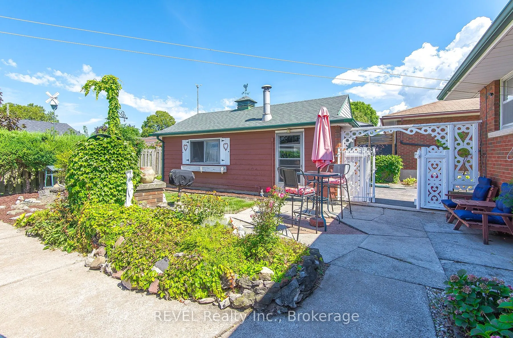 9 Hawthorne Avenue