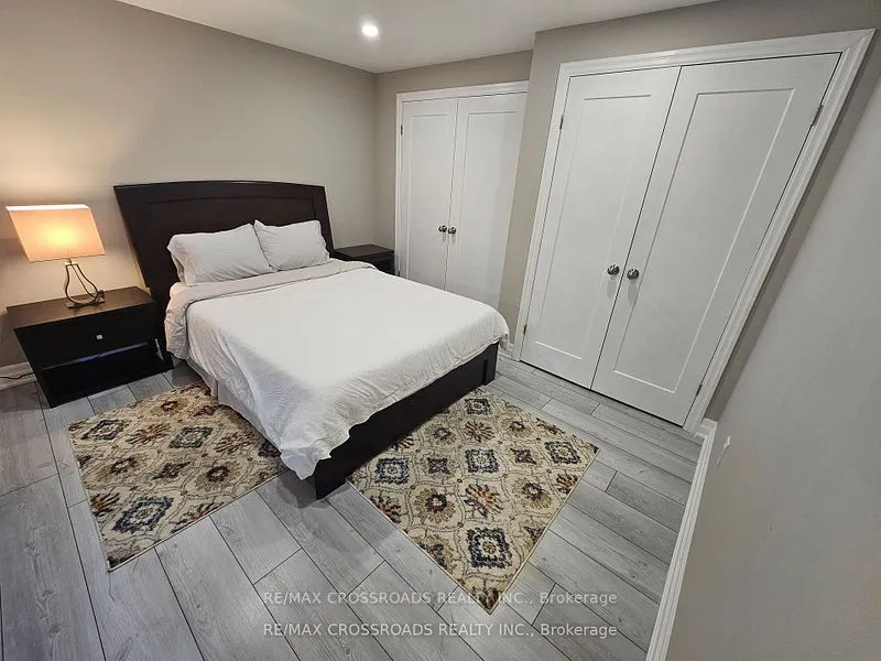 35 Cutts Crescent