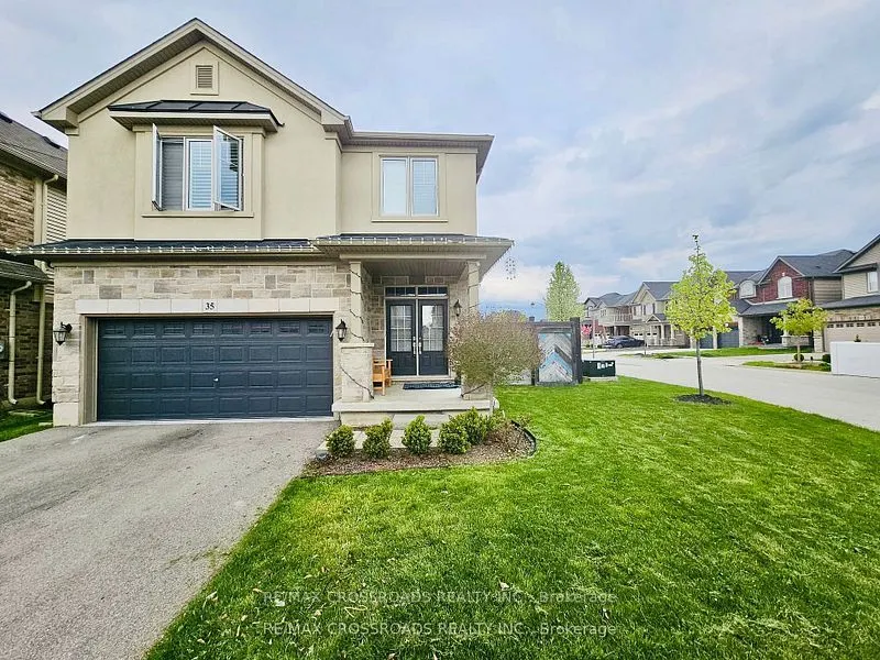 35 Cutts Crescent