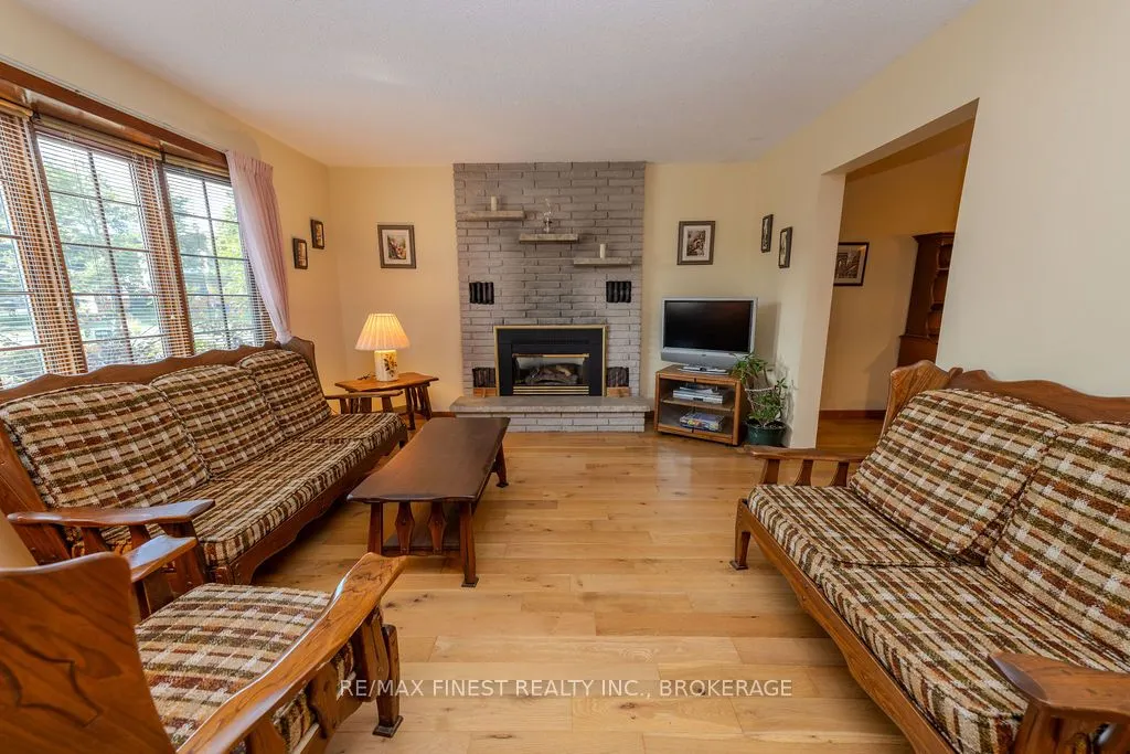 776 Cedarwood Drive