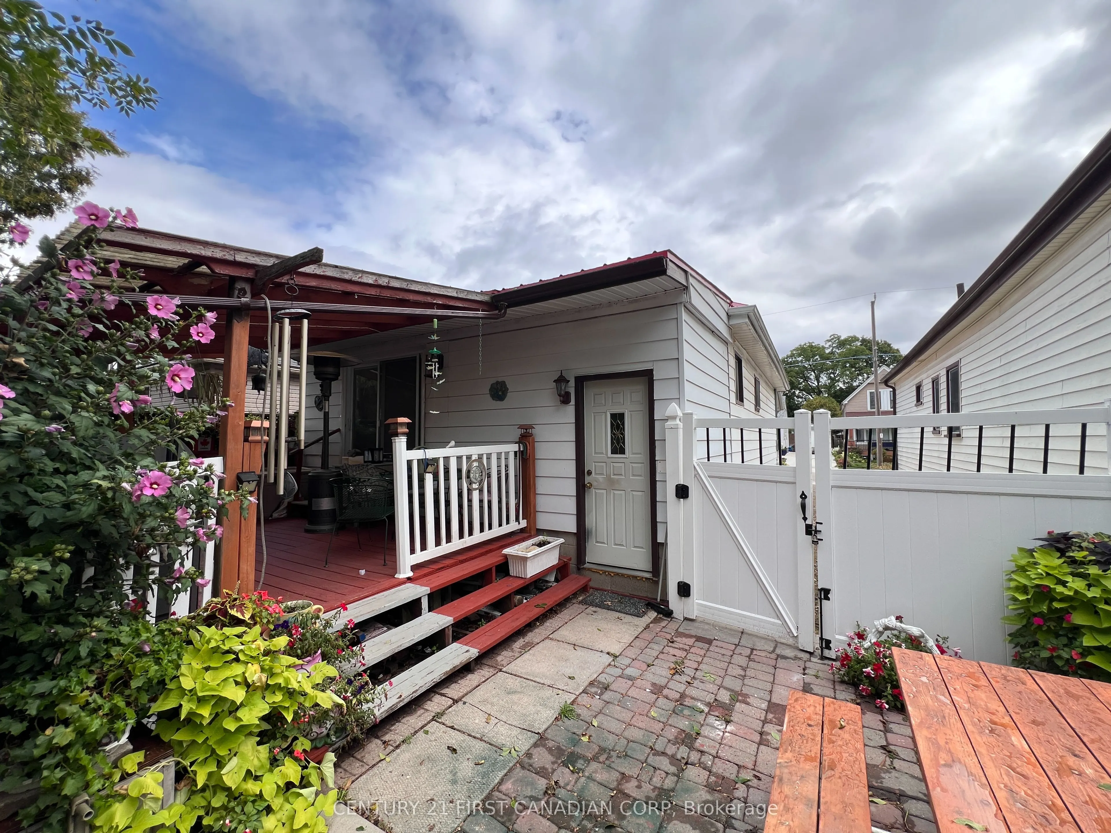 55 Linwood Street