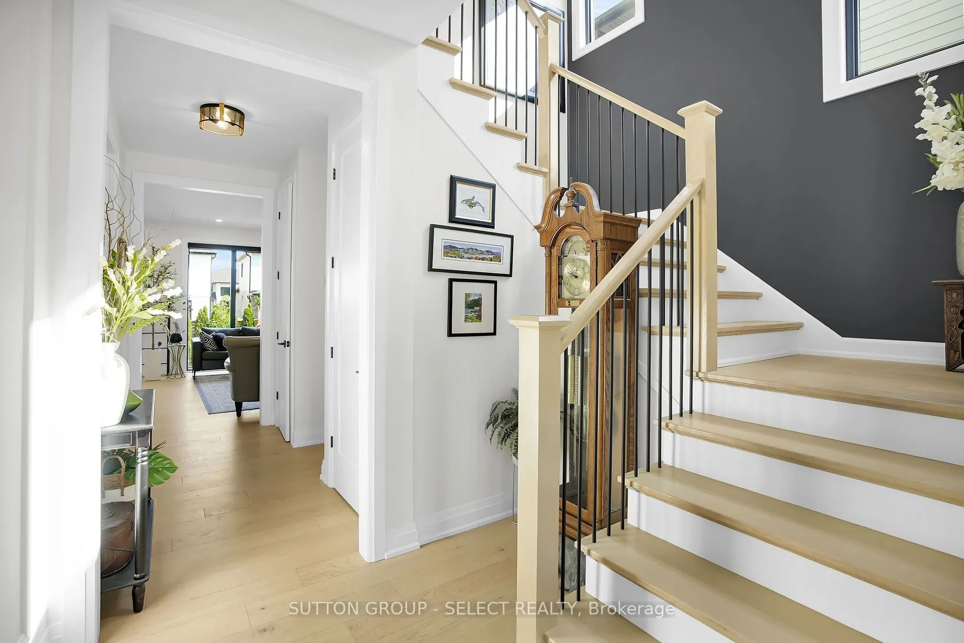 1894 Fountain Grass Drive