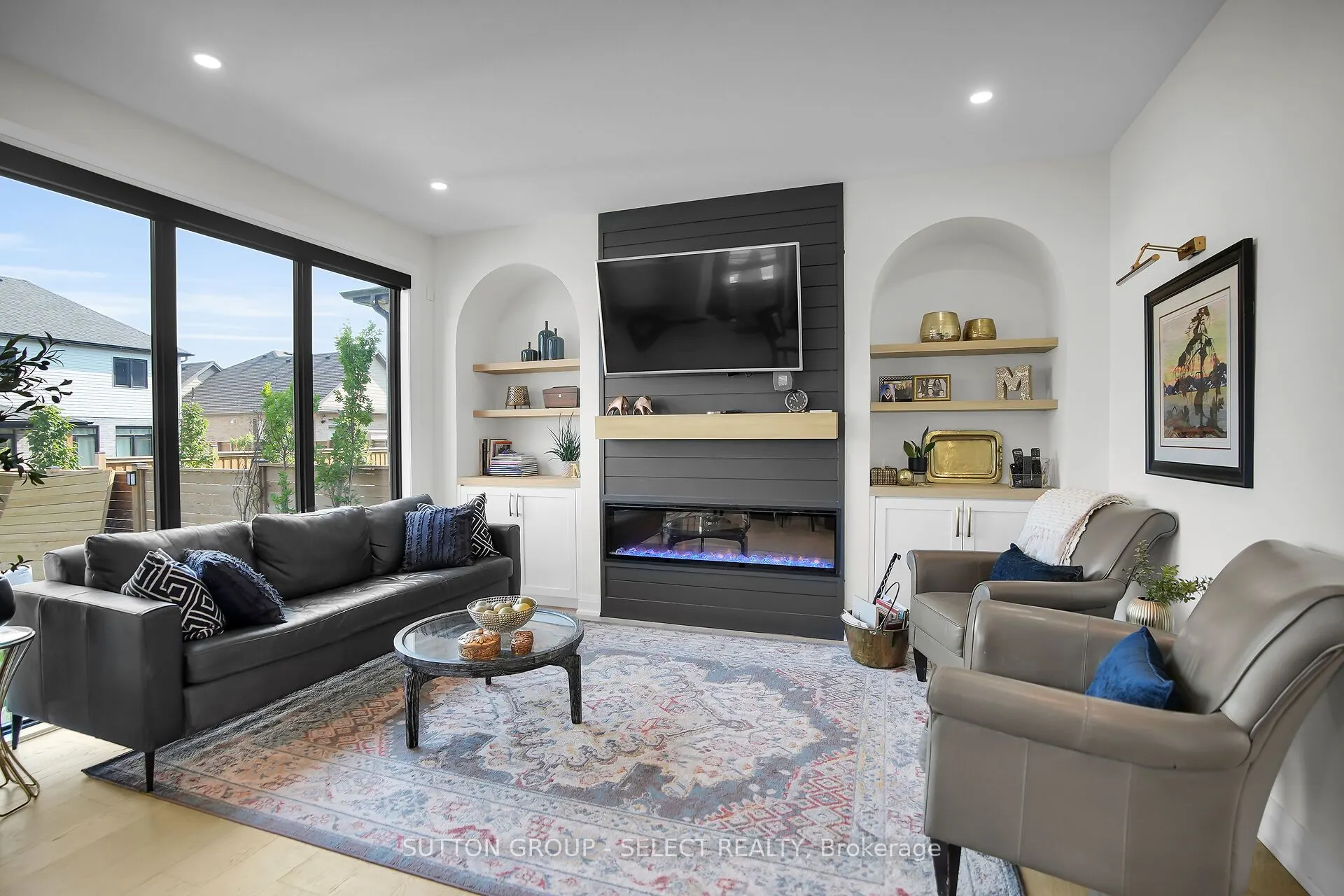 1894 Fountain Grass Drive