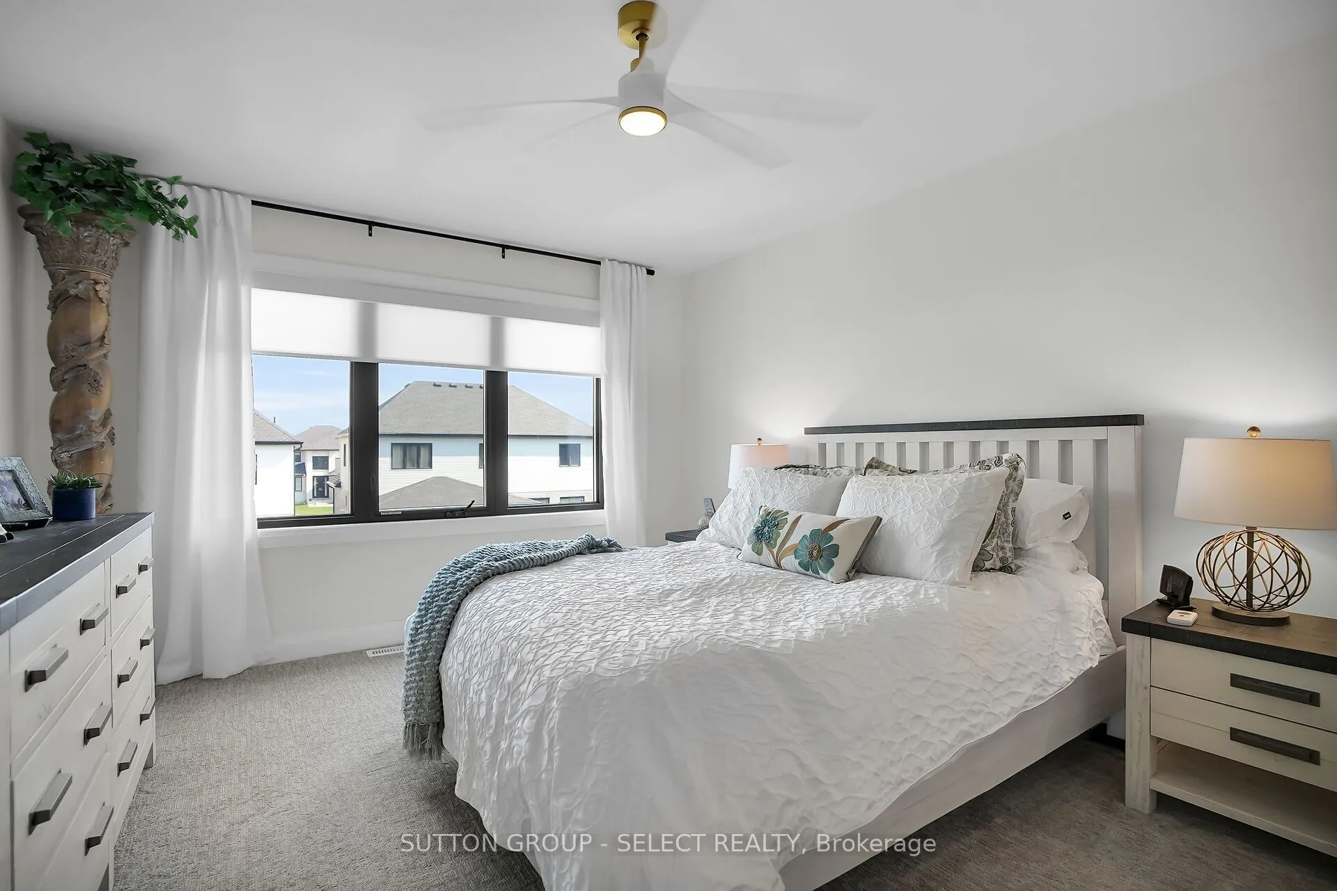 1894 Fountain Grass Drive