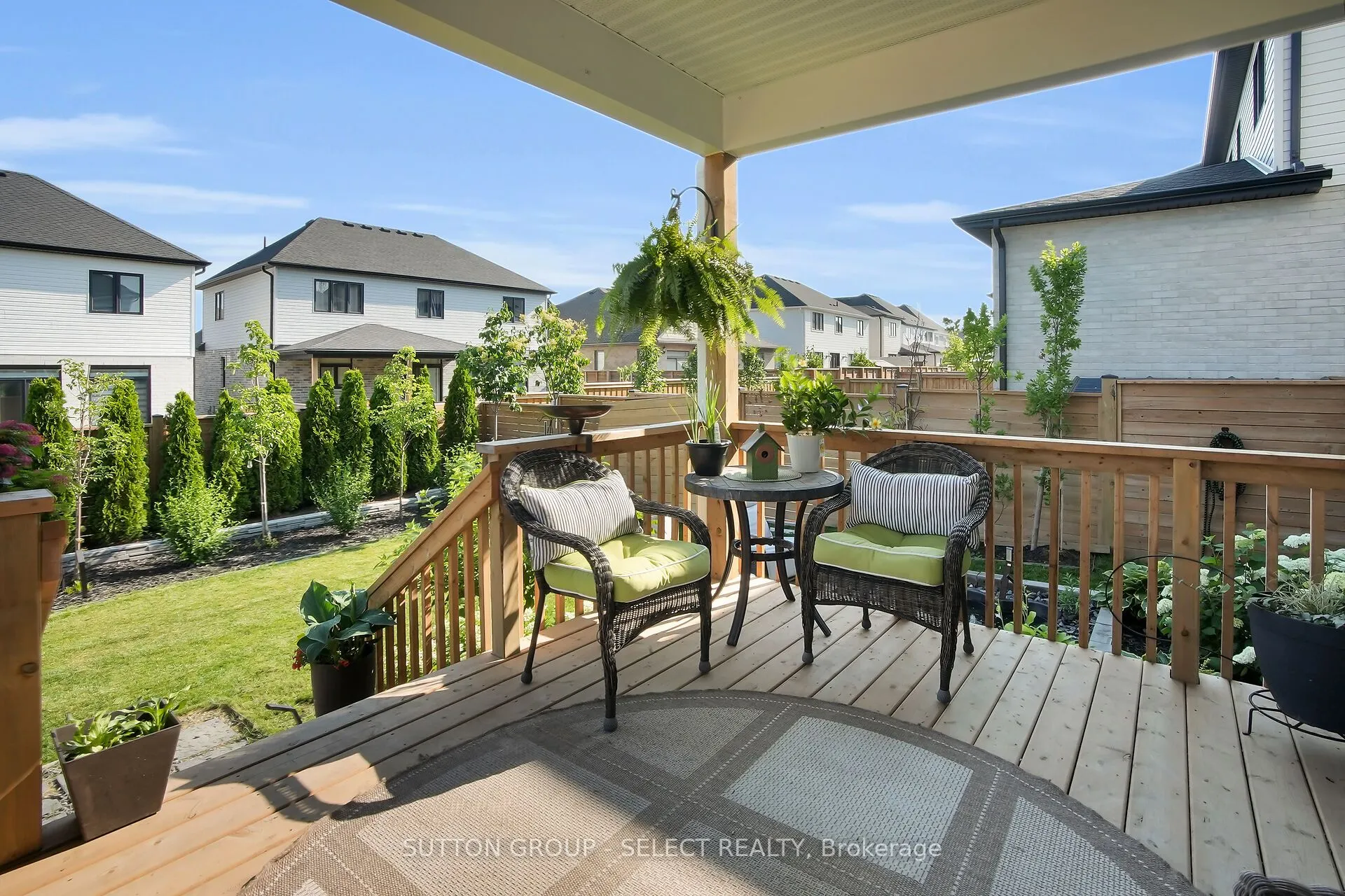1894 Fountain Grass Drive