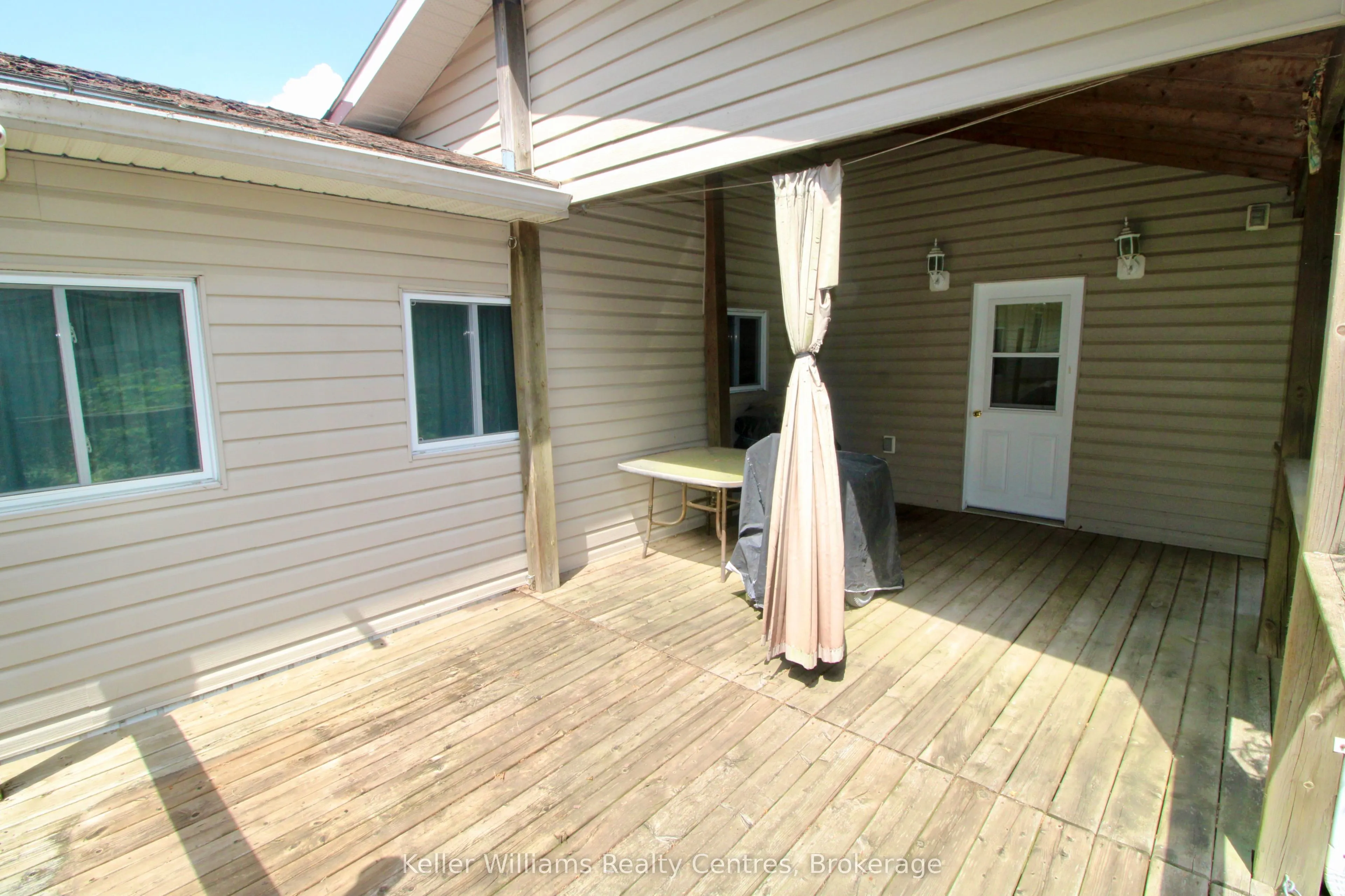 302694 Douglas Street, #55