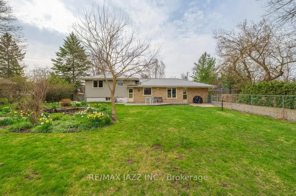 62 Manvers Drive