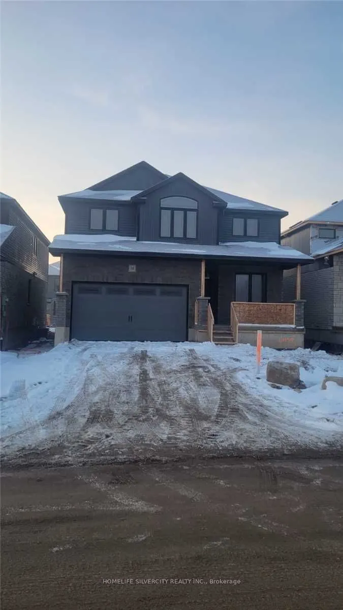 16 Grundy Crescent