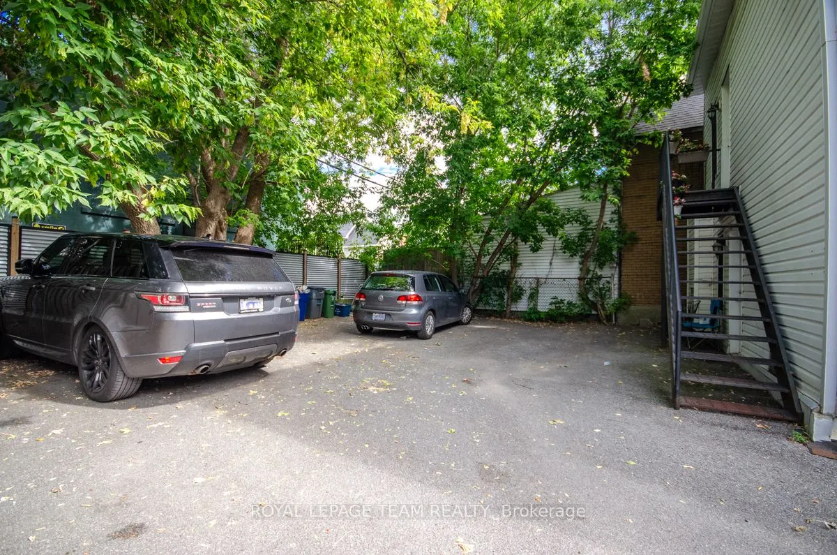 395 Mcleod Street