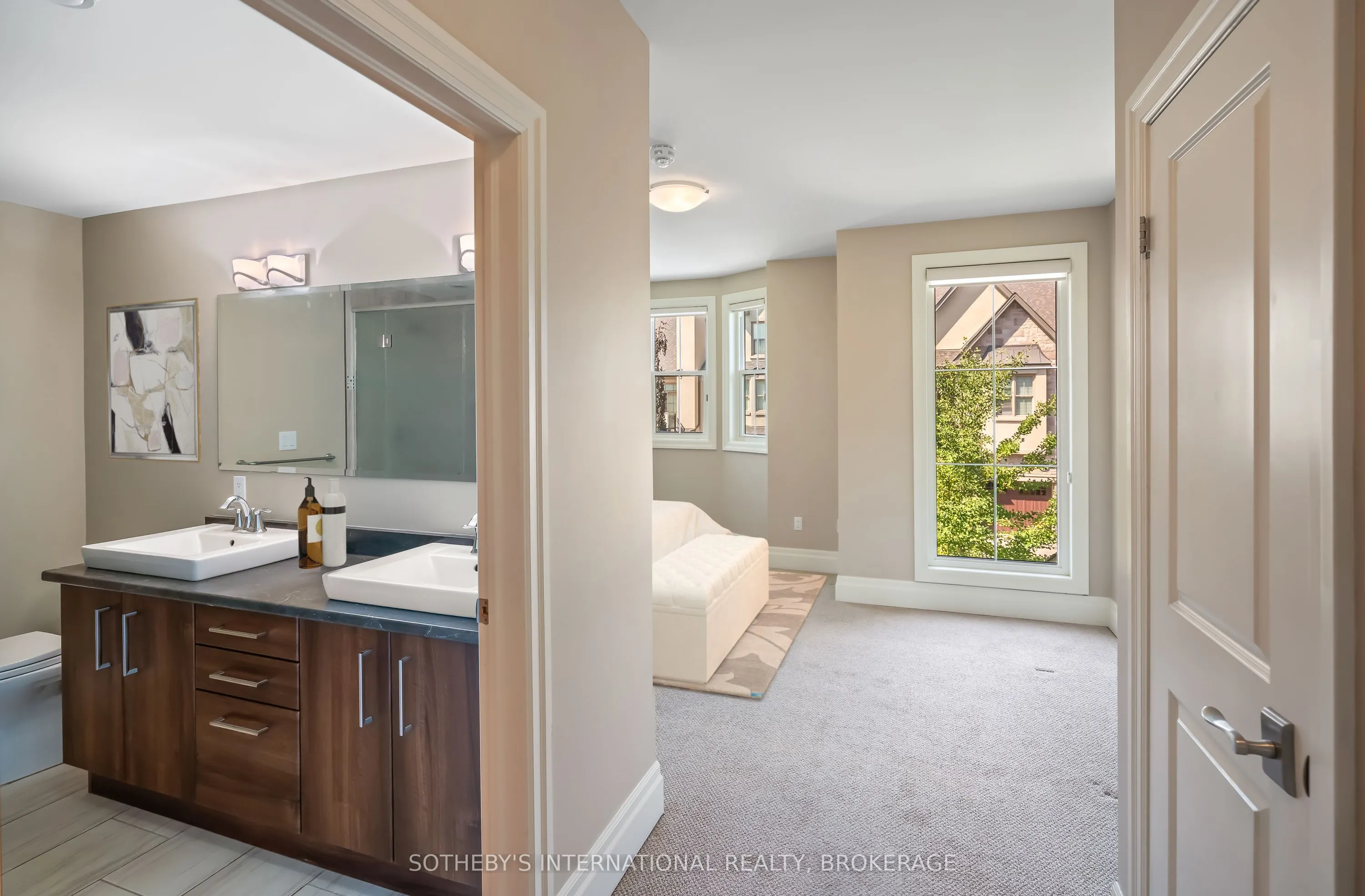 11 Aberdeen Lane S, #11