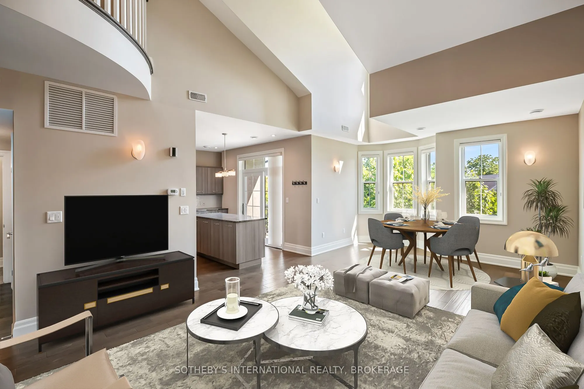 11 Aberdeen Lane S, #11