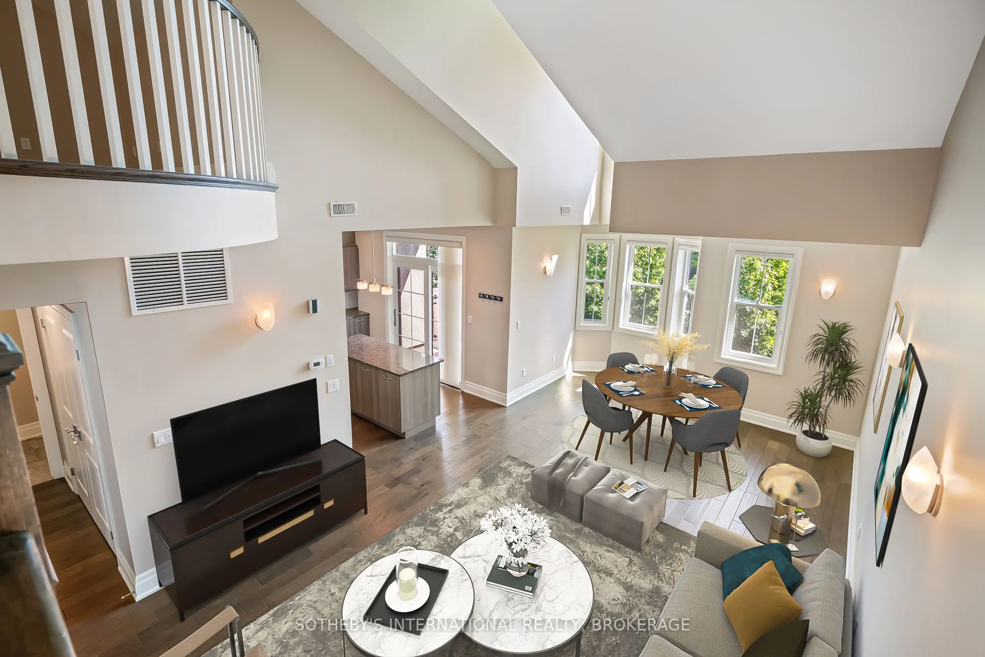 11 Aberdeen Lane S, #11