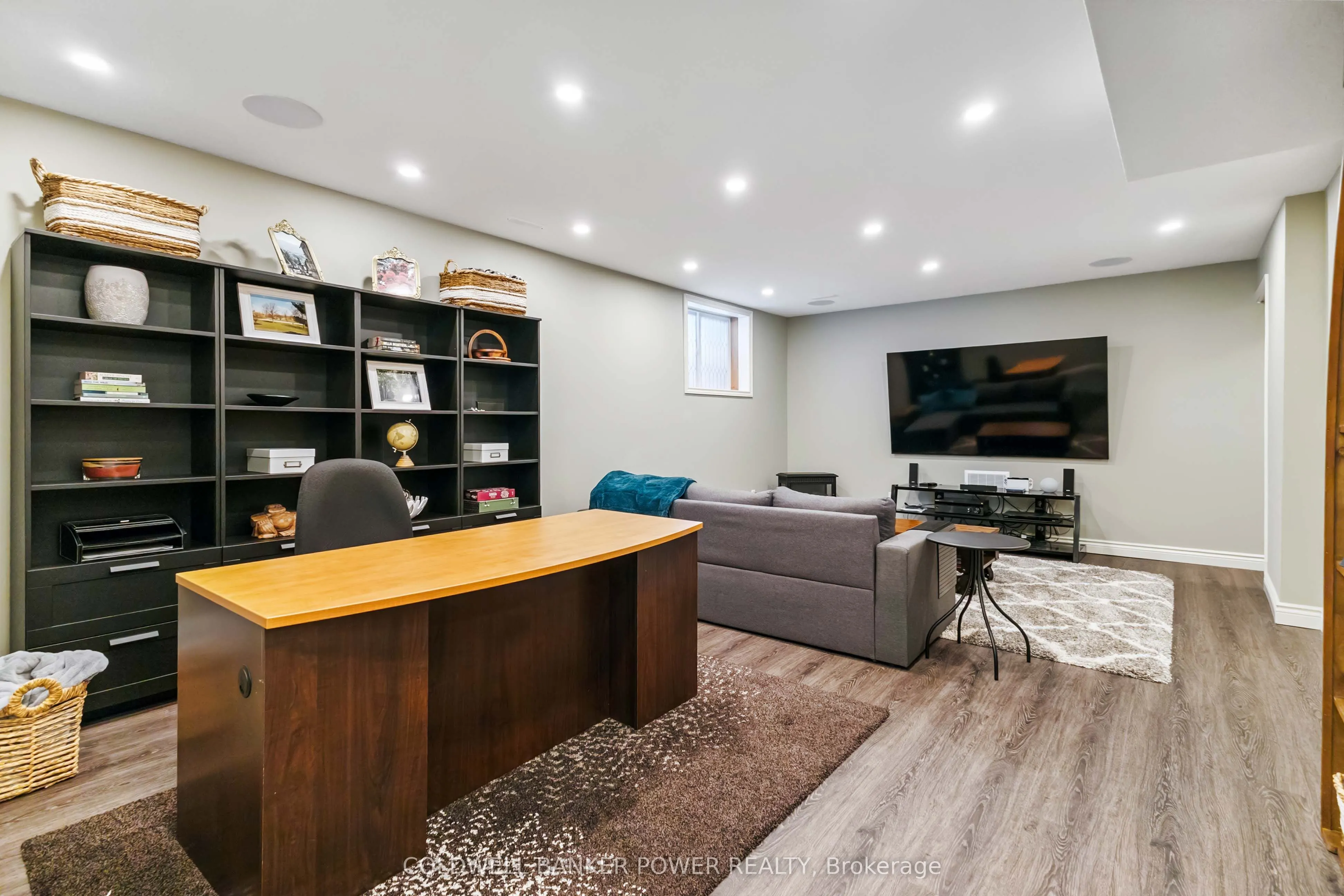 1090 Eagletrace Drive