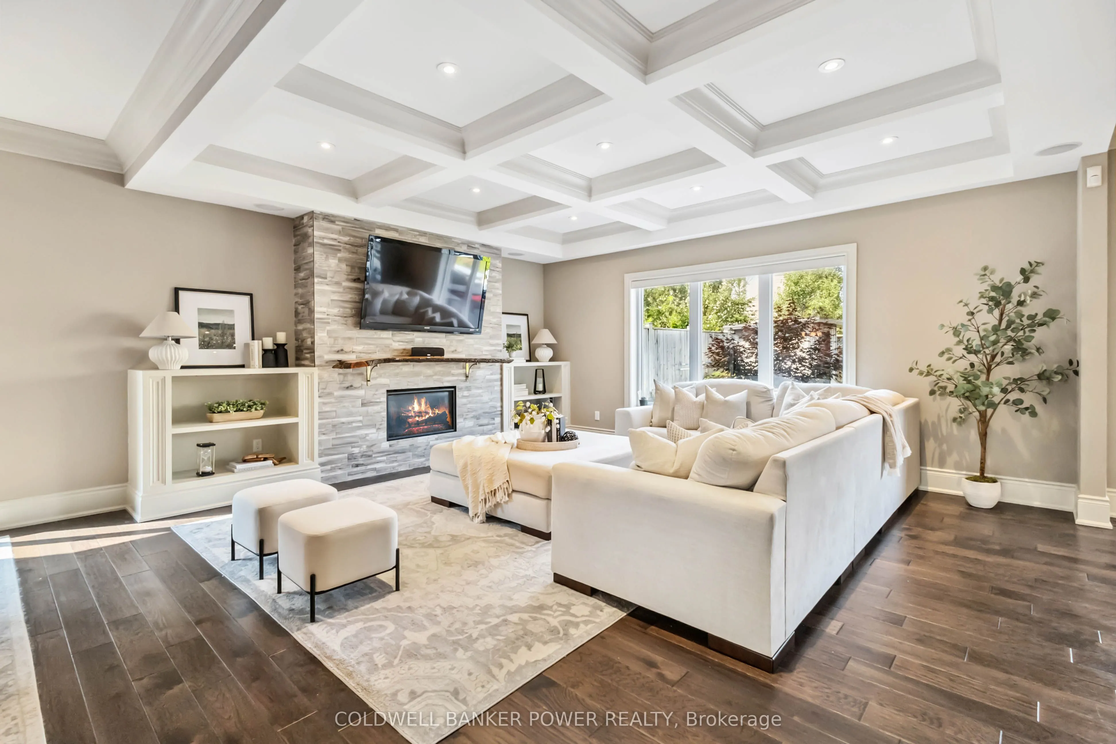 1090 Eagletrace Drive